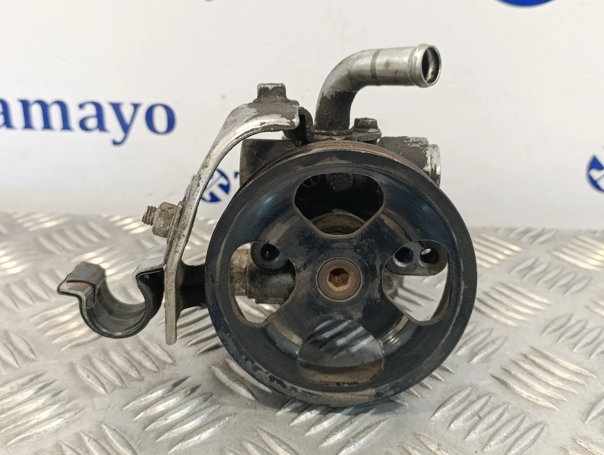 Bomba Servodireccion para Mitsubishi Grandis (Na0W)
