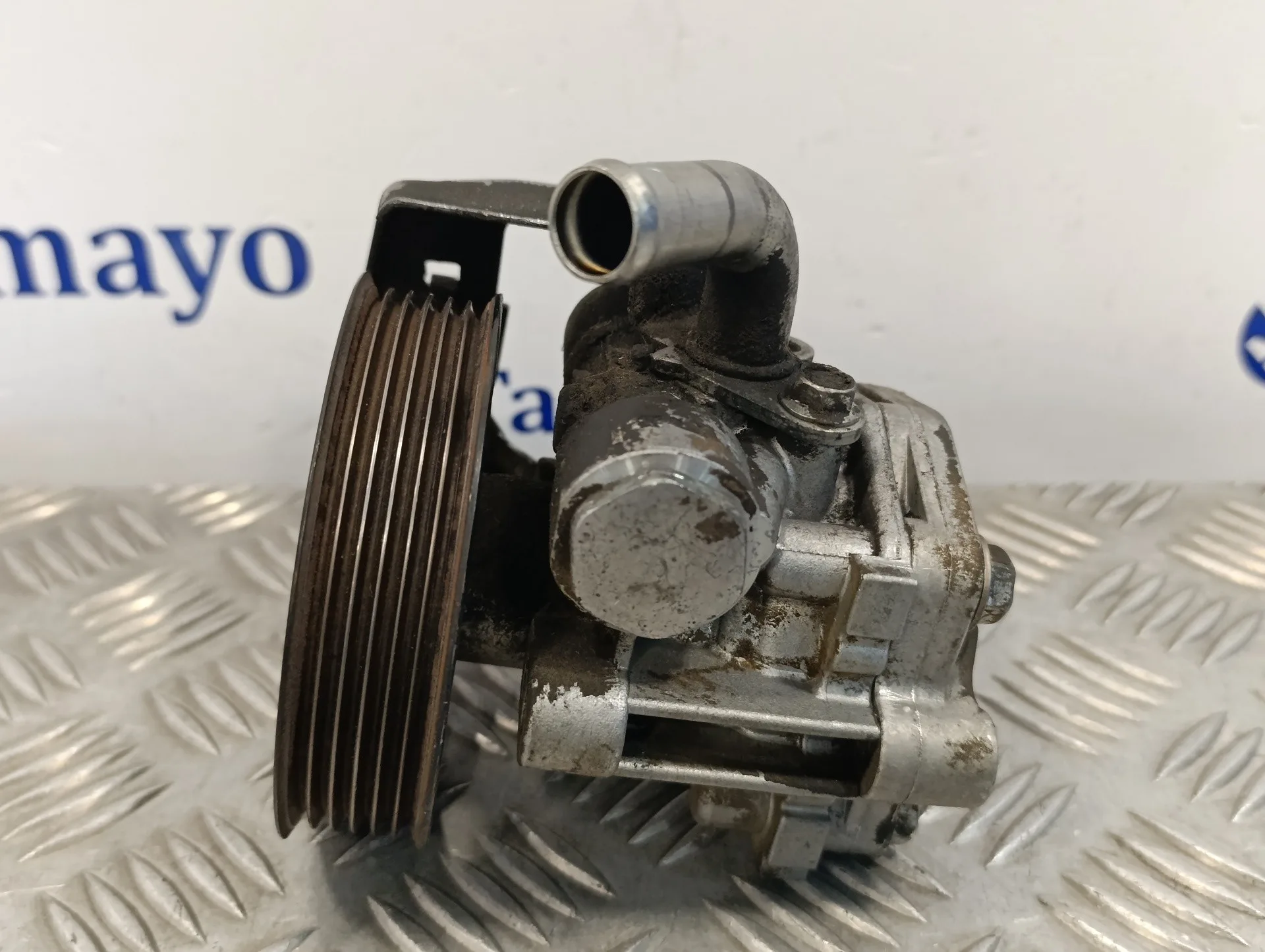 Bomba Servodireccion para Mitsubishi Grandis (Na0W)