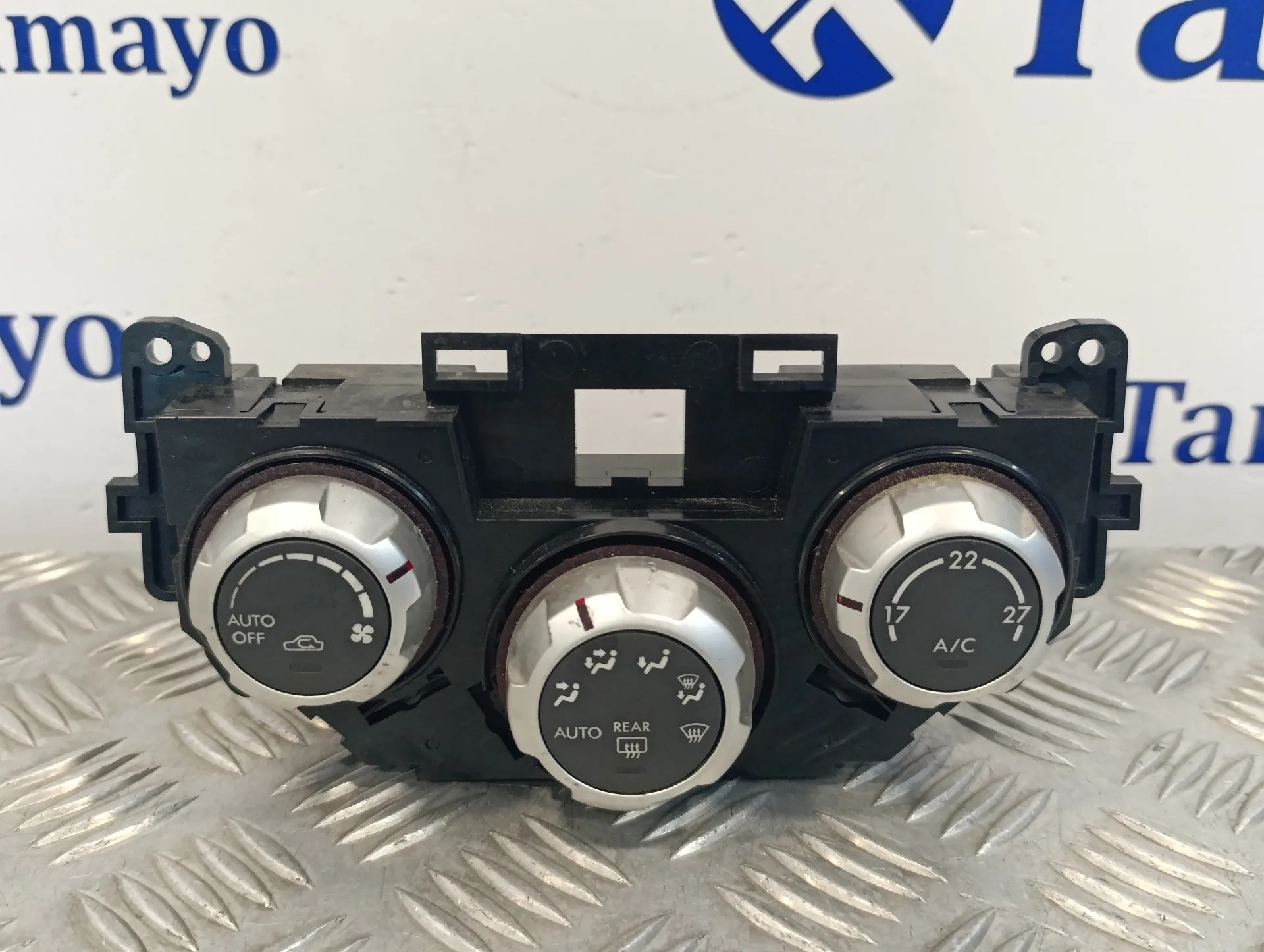 Mando Climatizador para Subaru Impreza G12
