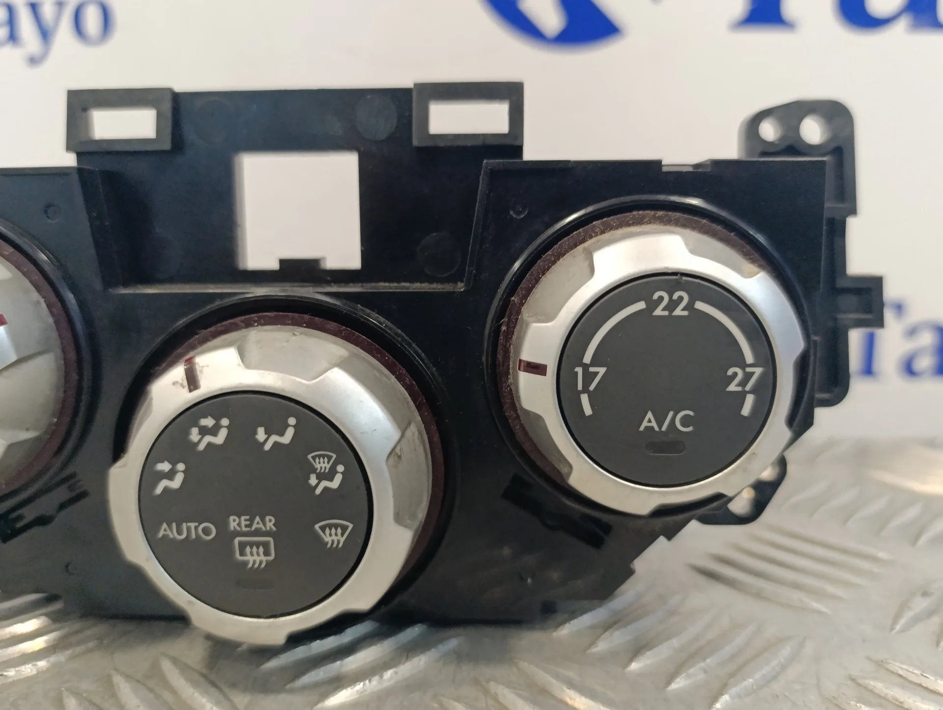Mando Climatizador para Subaru Impreza G12