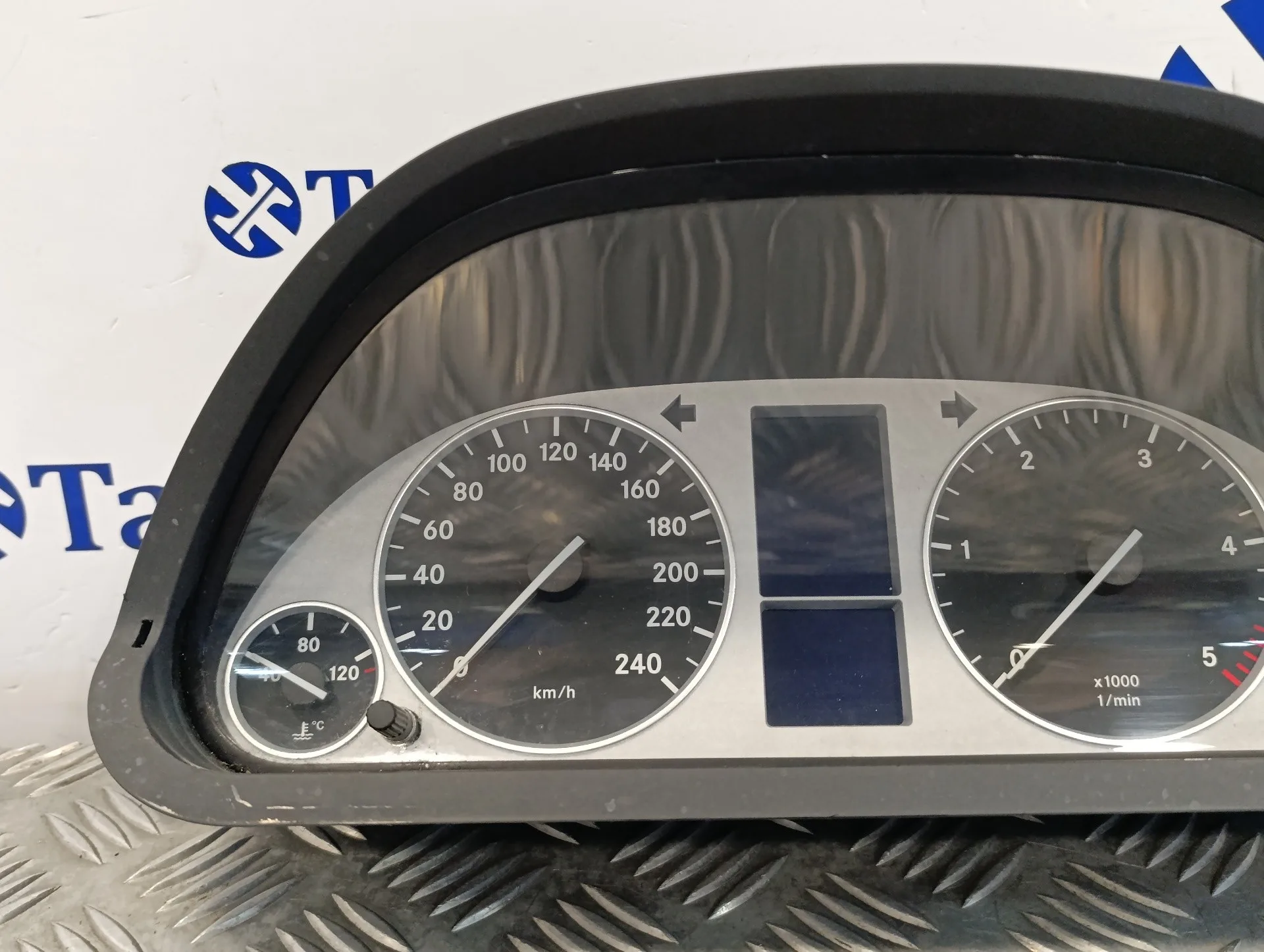 Cuadro Instrumentos para Mercedes-Benz Clase B (W245)