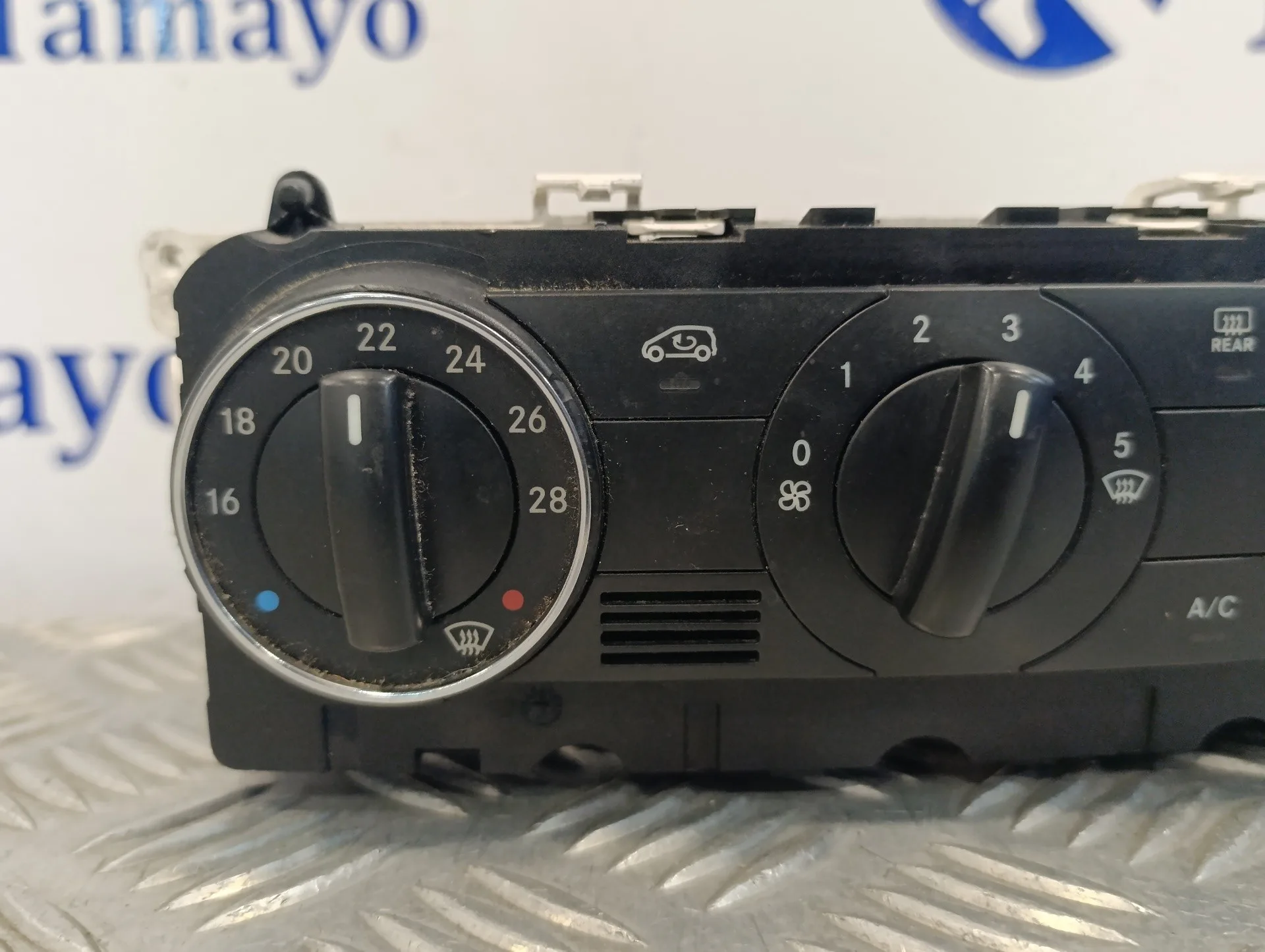 Mando Climatizador para Mercedes-Benz Clase B (W245)