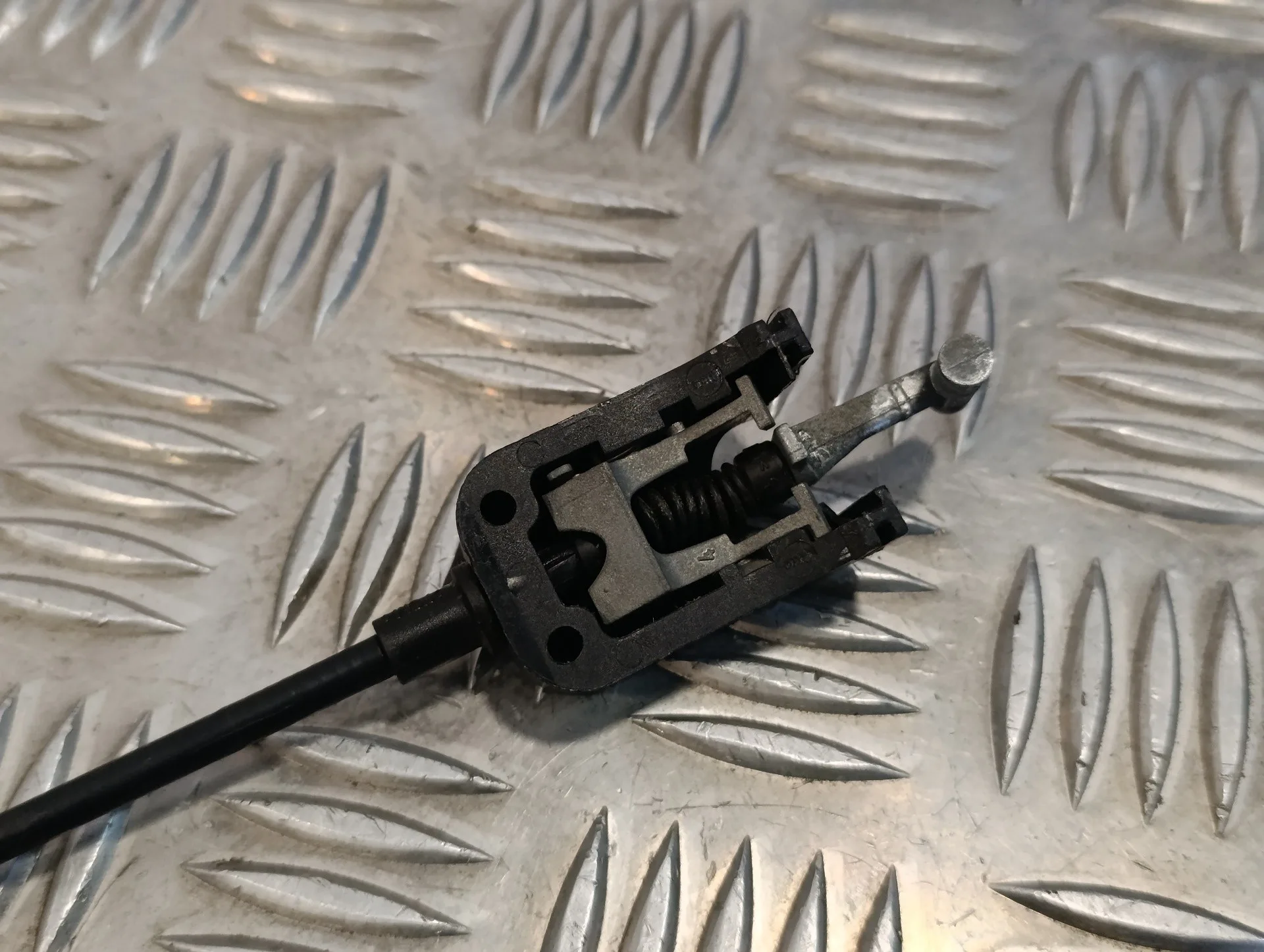 Cerradura Puerta Delantera Izquierda para Seat Ibiza Sc (6J1)