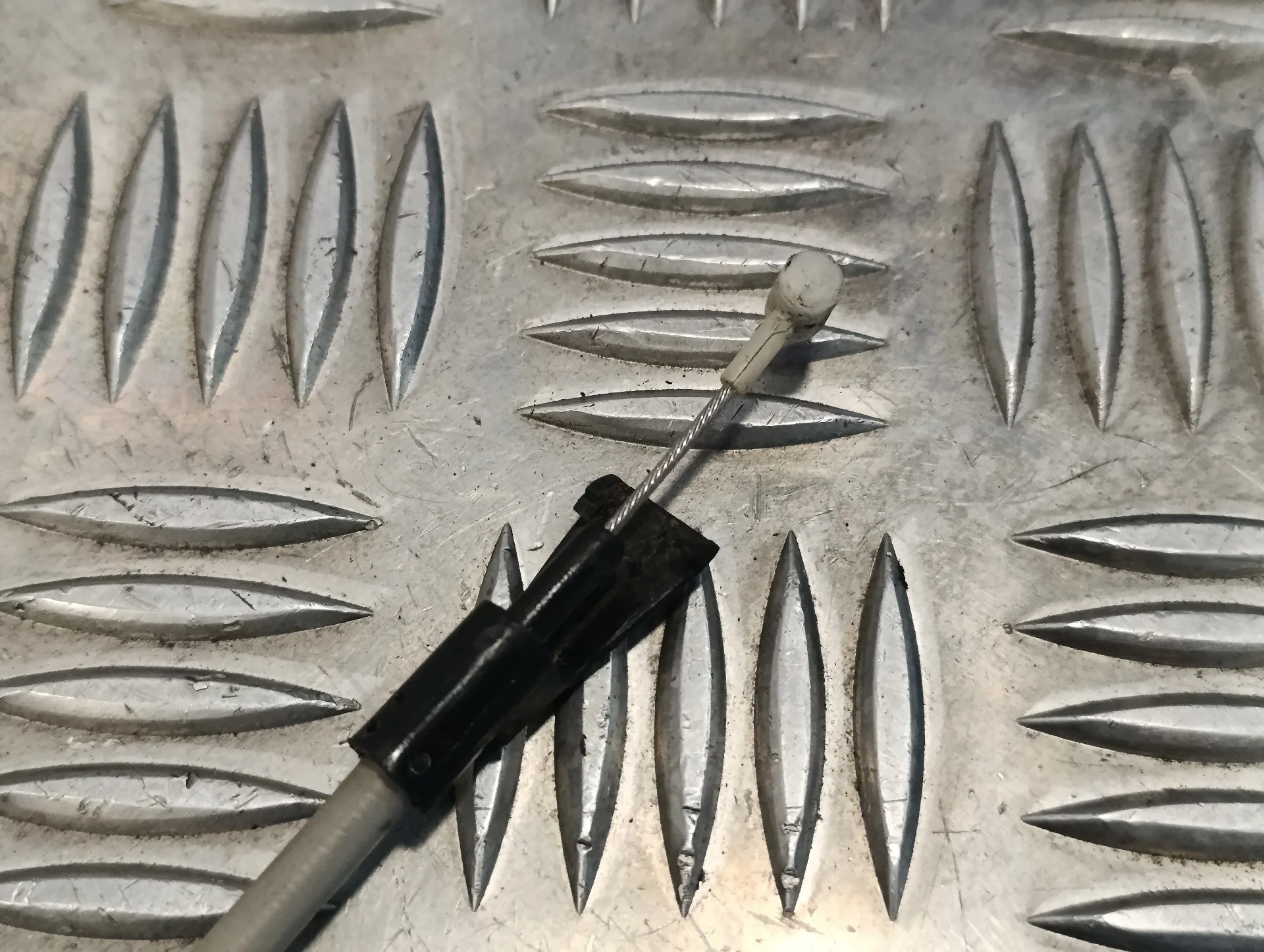 Cerradura Puerta Delantera Izquierda para Seat Ibiza Sc (6J1)