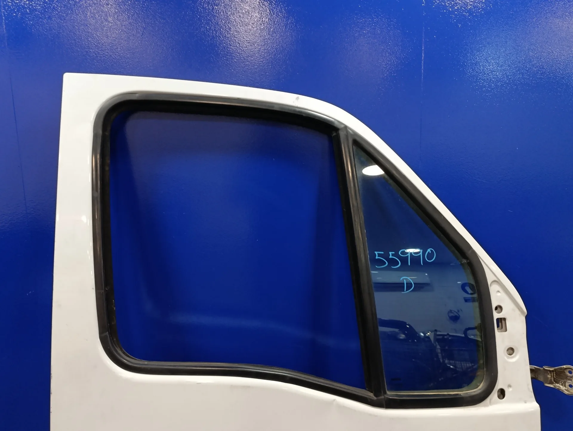 Puerta Delantera Derecha para Iveco Daily Caja Cerrada (2006 =>)