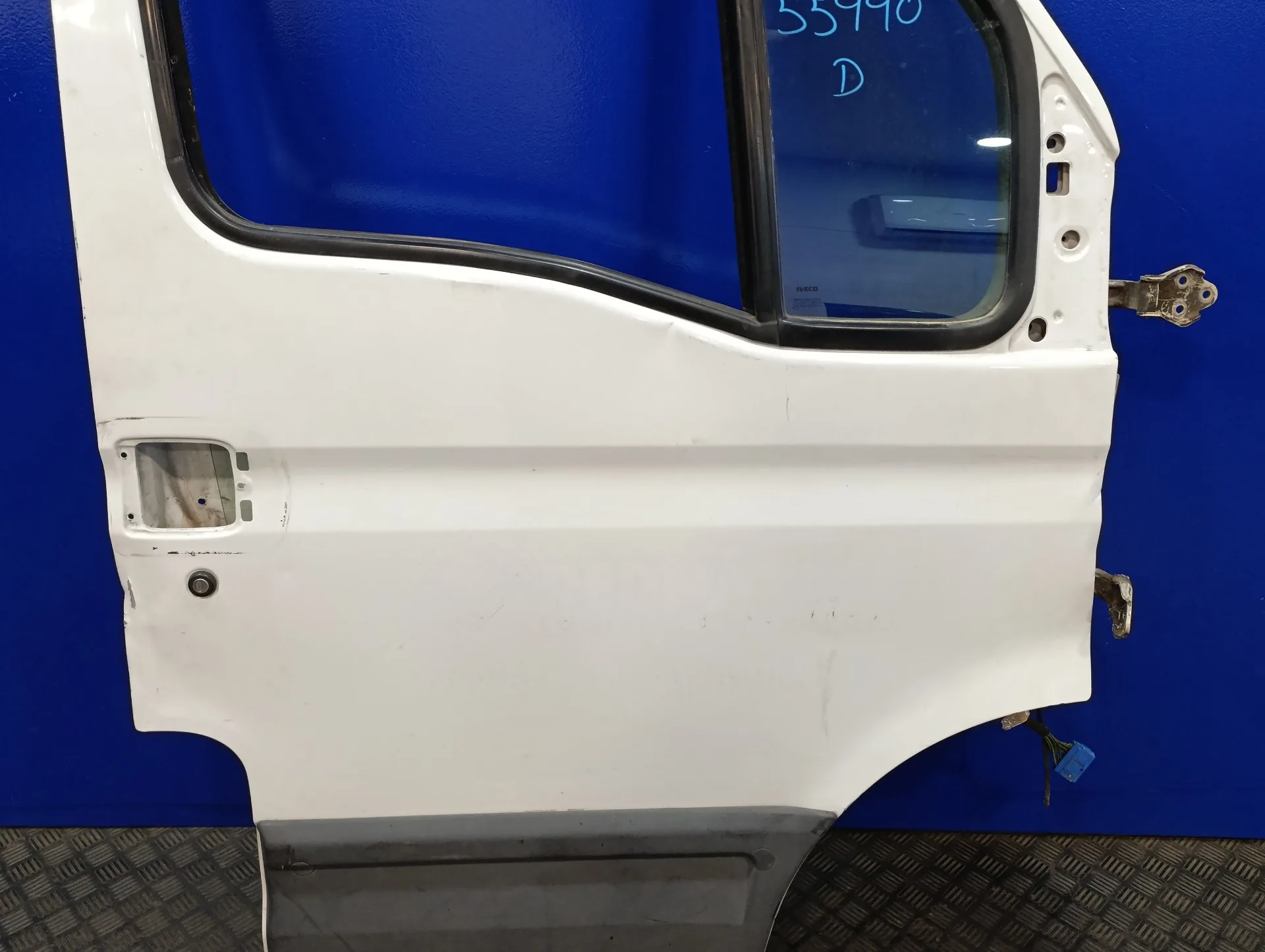 Puerta Delantera Derecha para Iveco Daily Caja Cerrada (2006 =>)