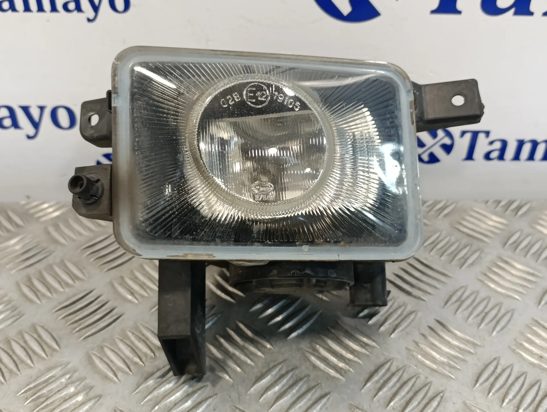 Faro Antiniebla Izquierdo para Opel Corsa C