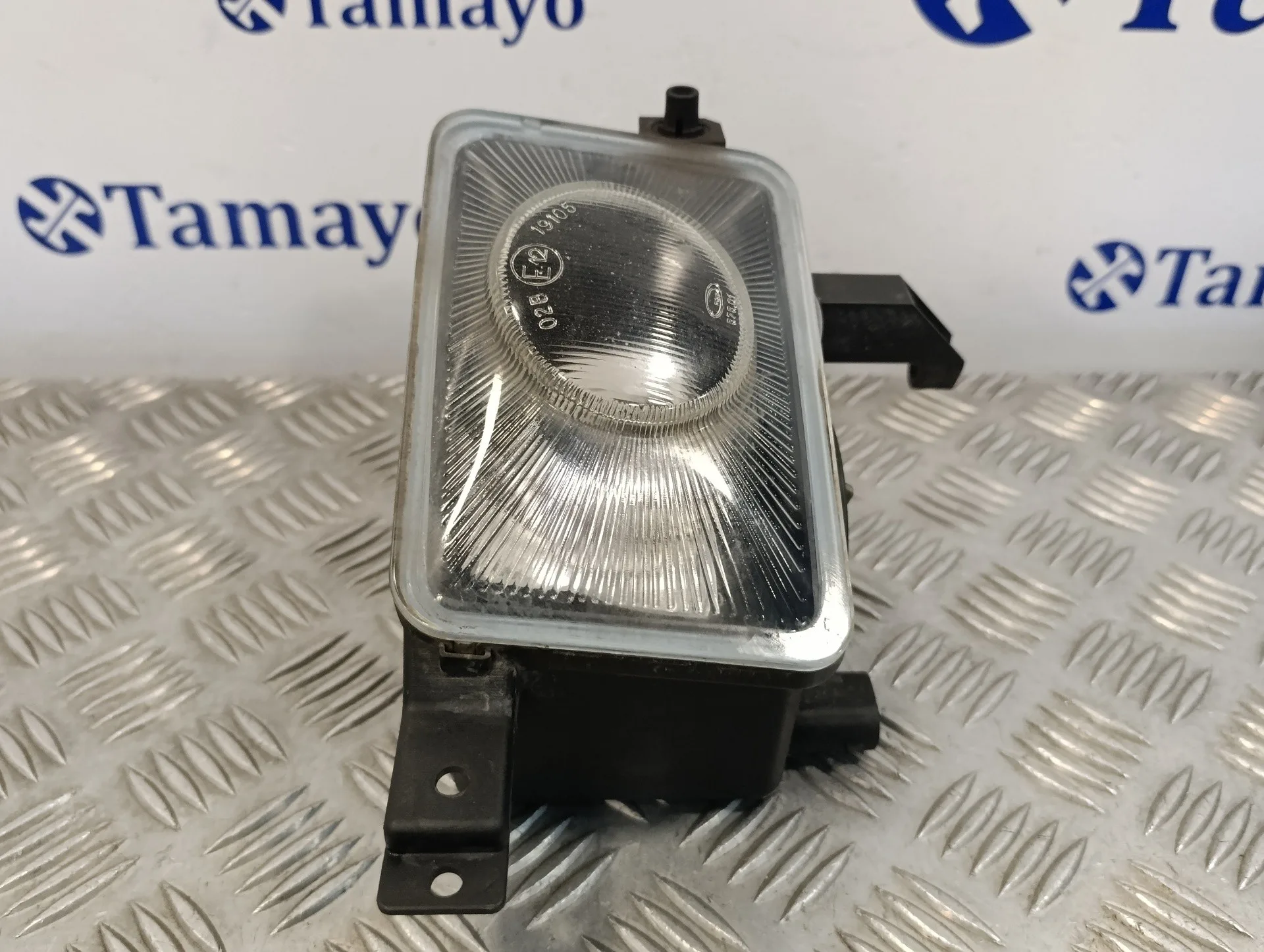 Faro Antiniebla Derecho para Opel Corsa C