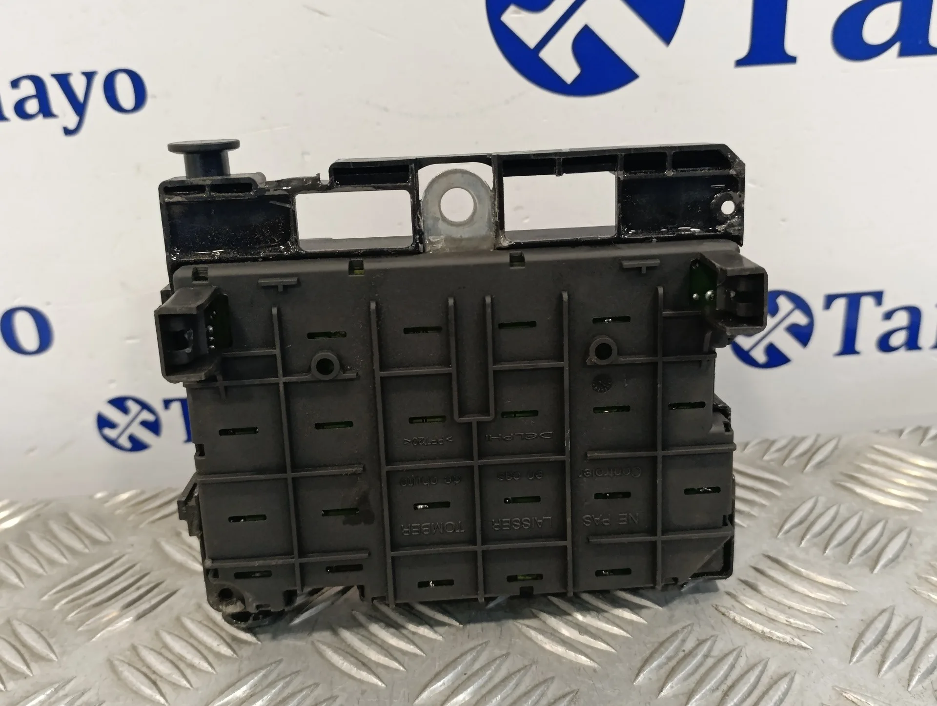 Caja Reles / Fusibles para Peugeot 307 (S1)