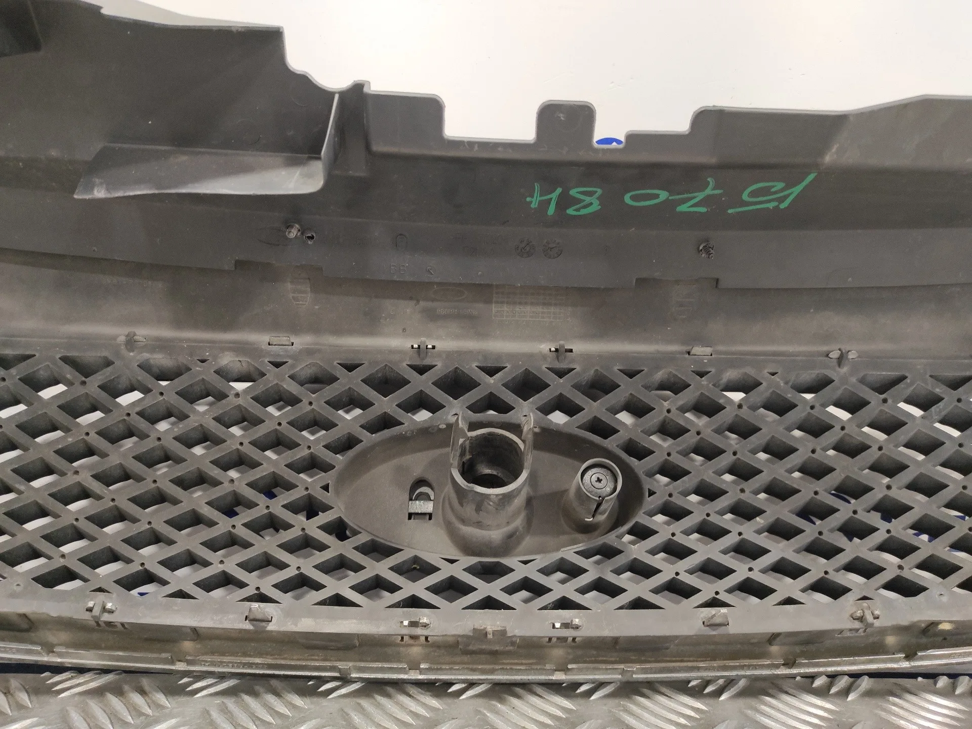 Rejilla Delantera para Ford Focus C-Max (Cap)