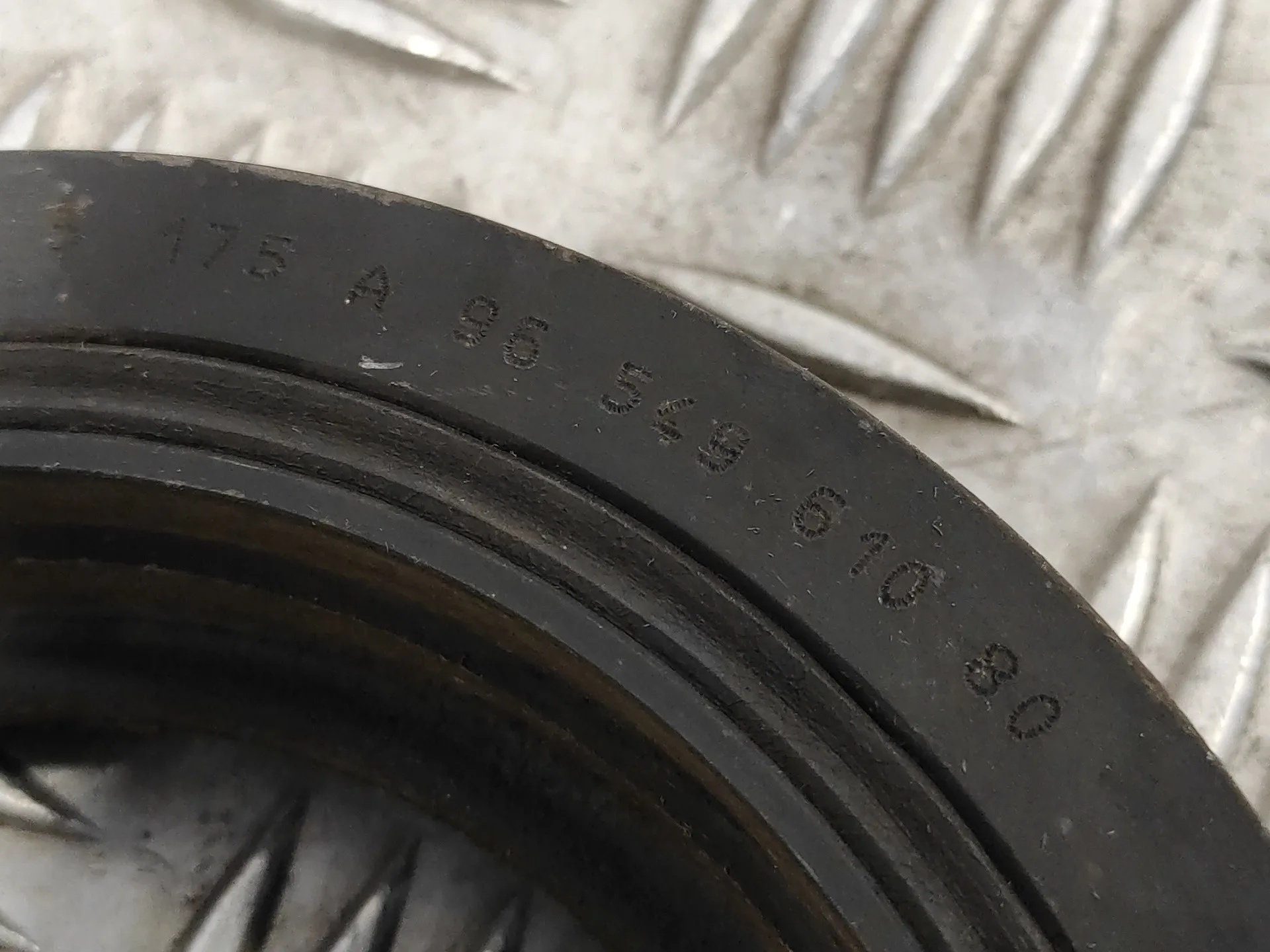 Polea Ciguenal para Peugeot 308