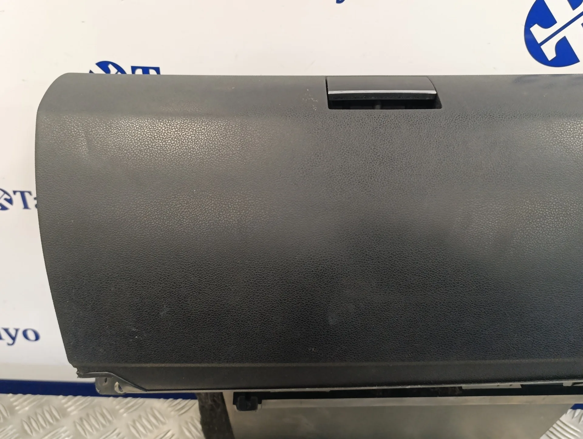 Guantera para Mercedes-Benz Clase B (W245)