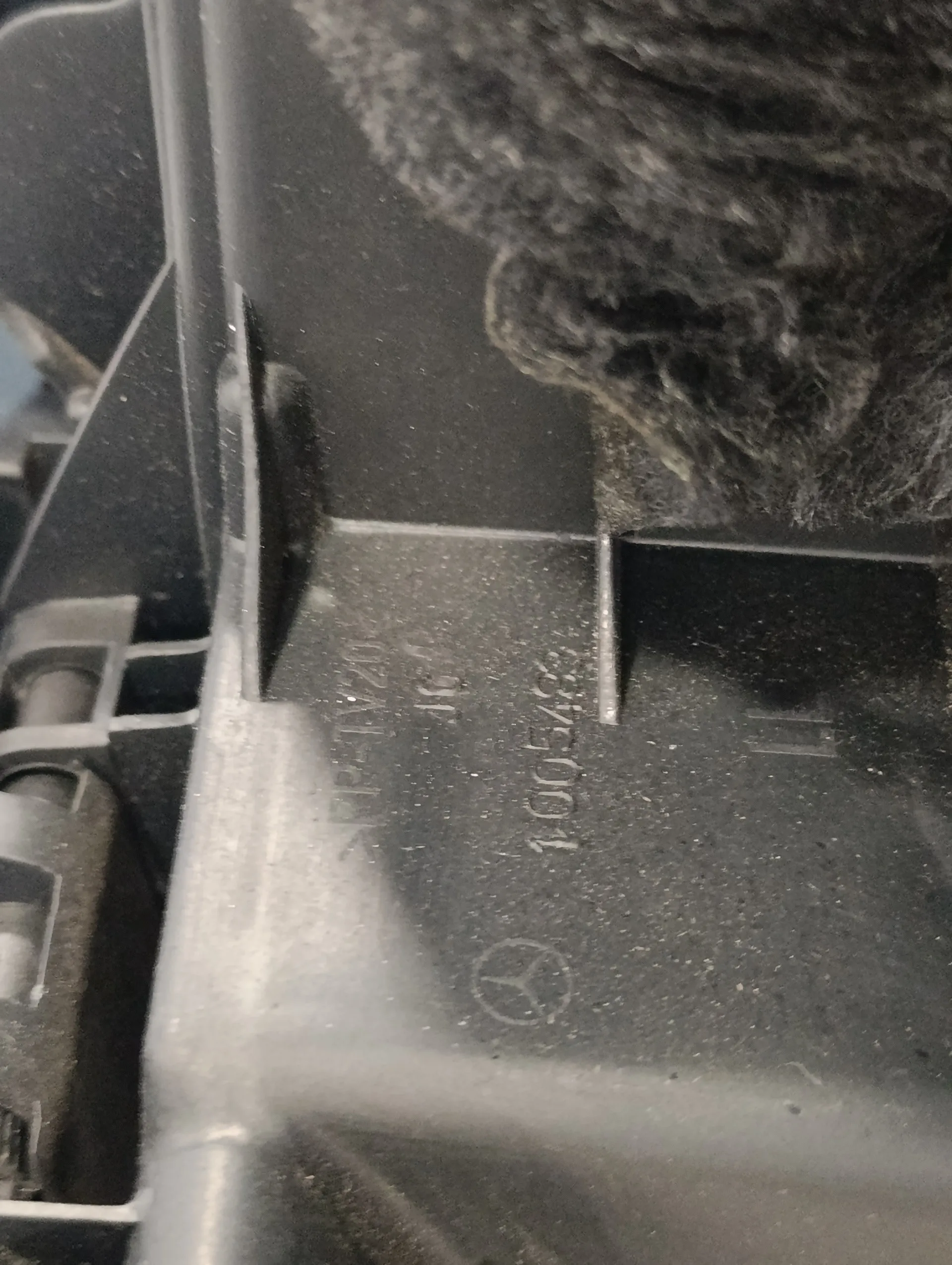 Guantera para Mercedes-Benz Clase B (W245)