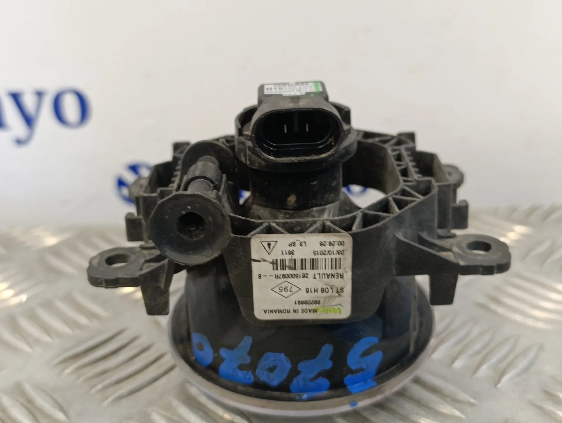 Faro Antiniebla Derecho para Renault Clio Iv
