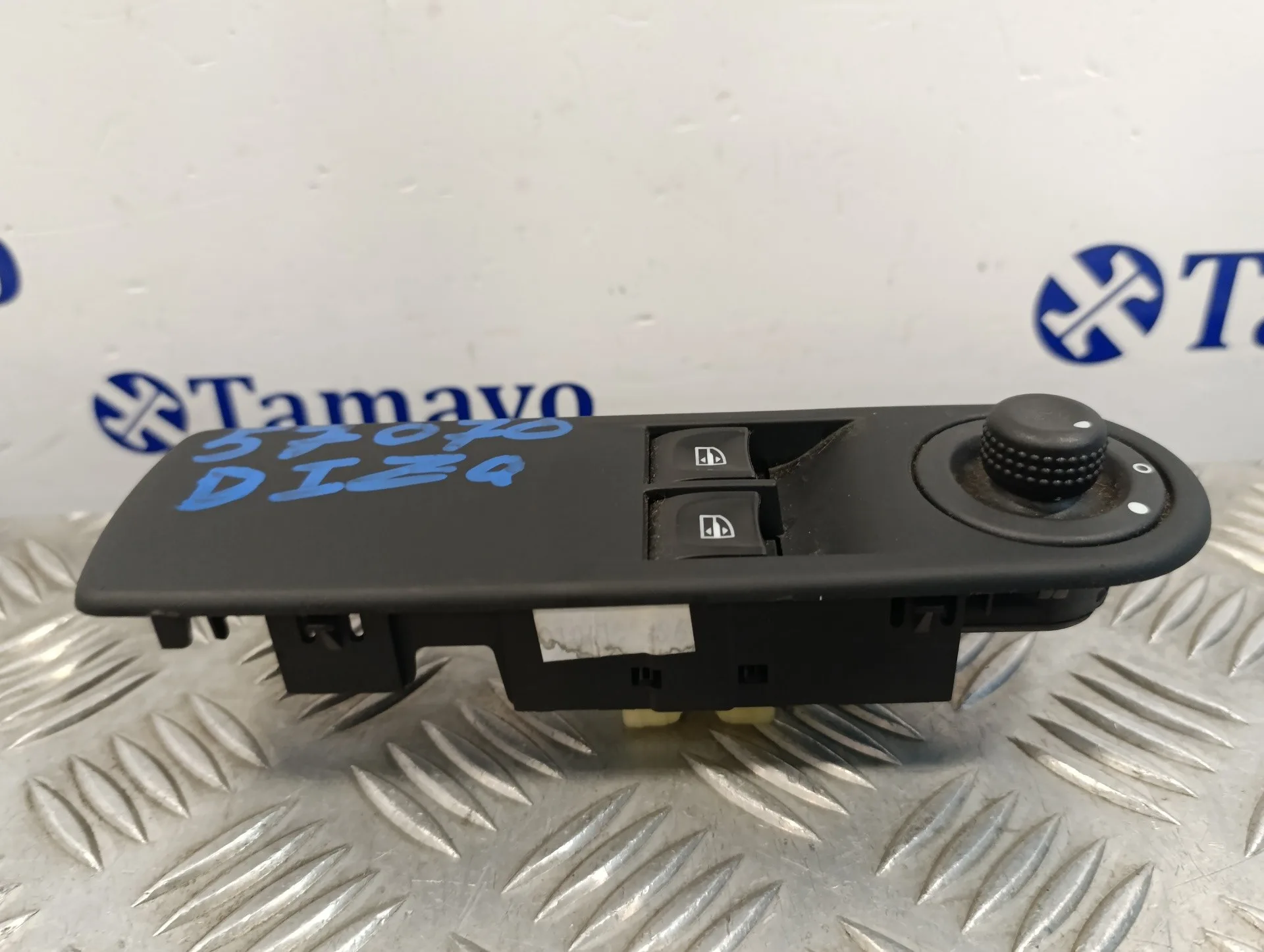 Mando Elevalunas Delantero Izquierdo para Renault Clio Iv