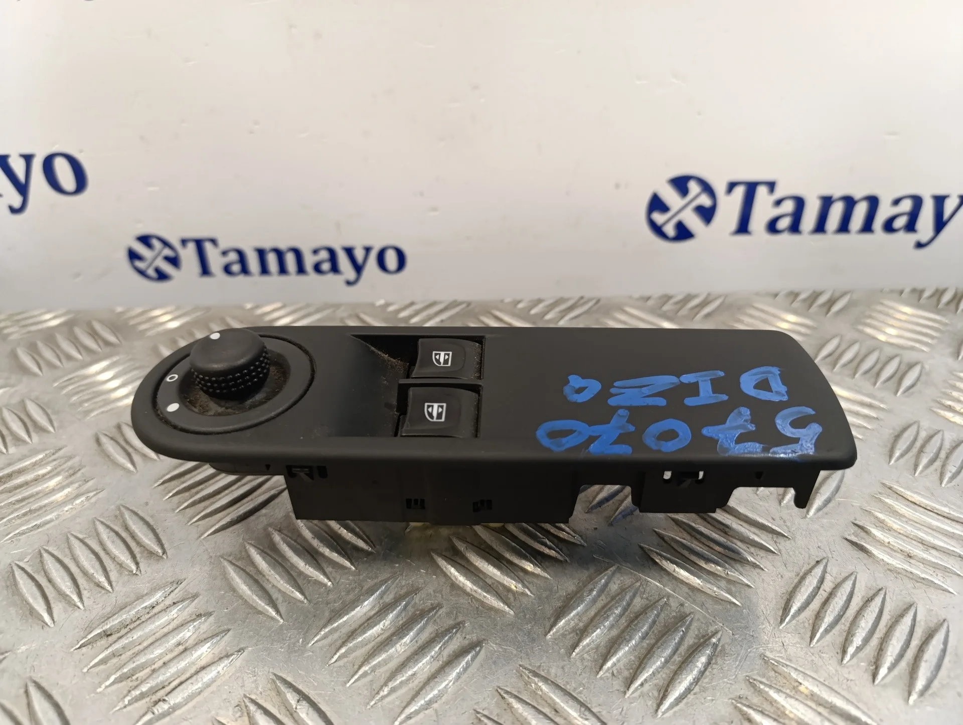 Mando Elevalunas Delantero Izquierdo para Renault Clio Iv