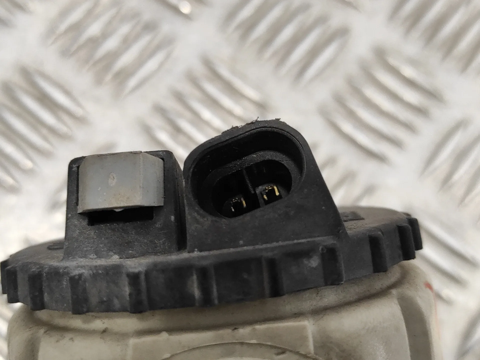 Faro Antiniebla Izquierdo para Fiat Doblo