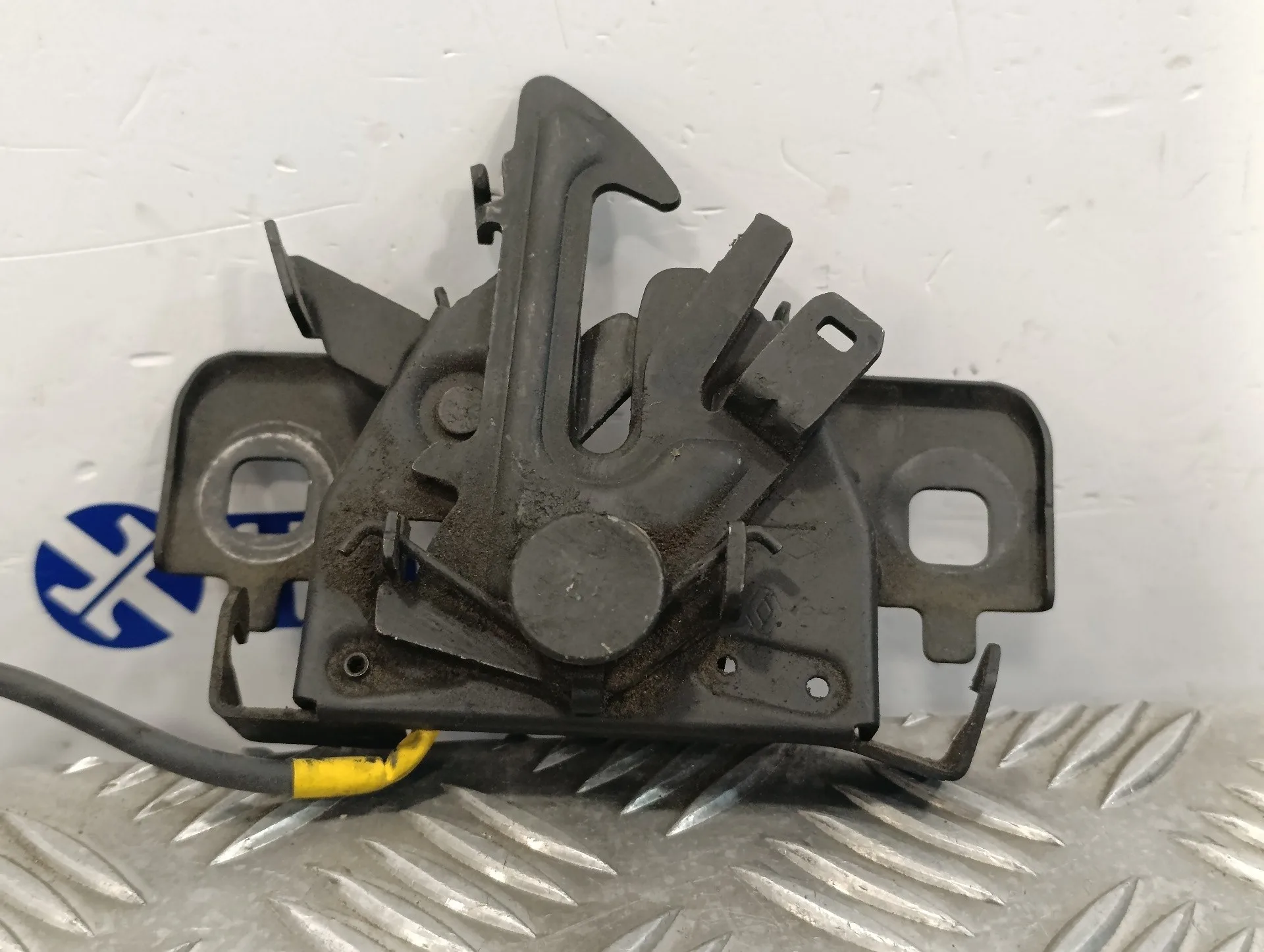 Cerradura Capot para Renault Clio Iv