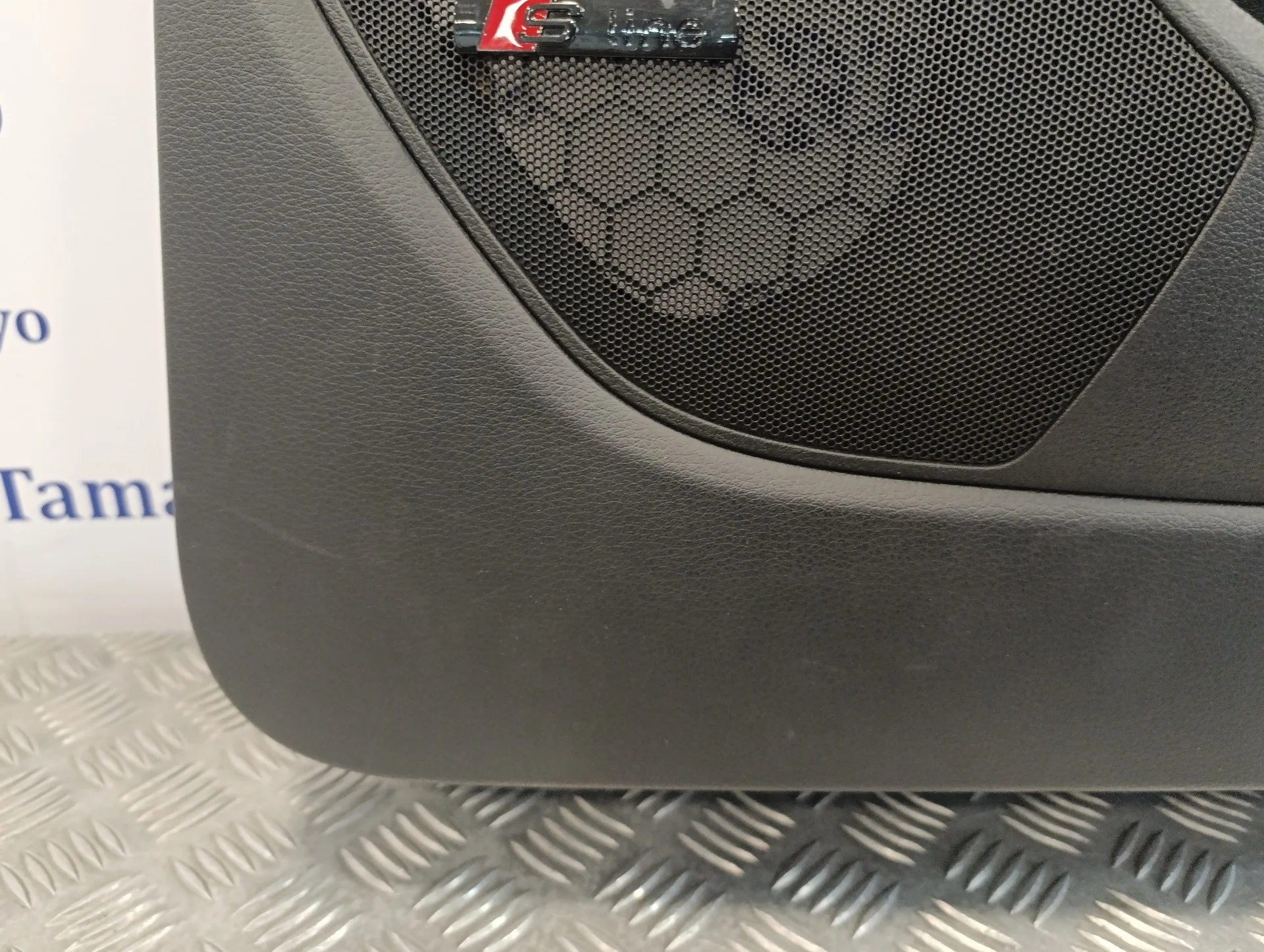 Guarnecido Puerta Trasera Derecha para Audi Q7 (4L)