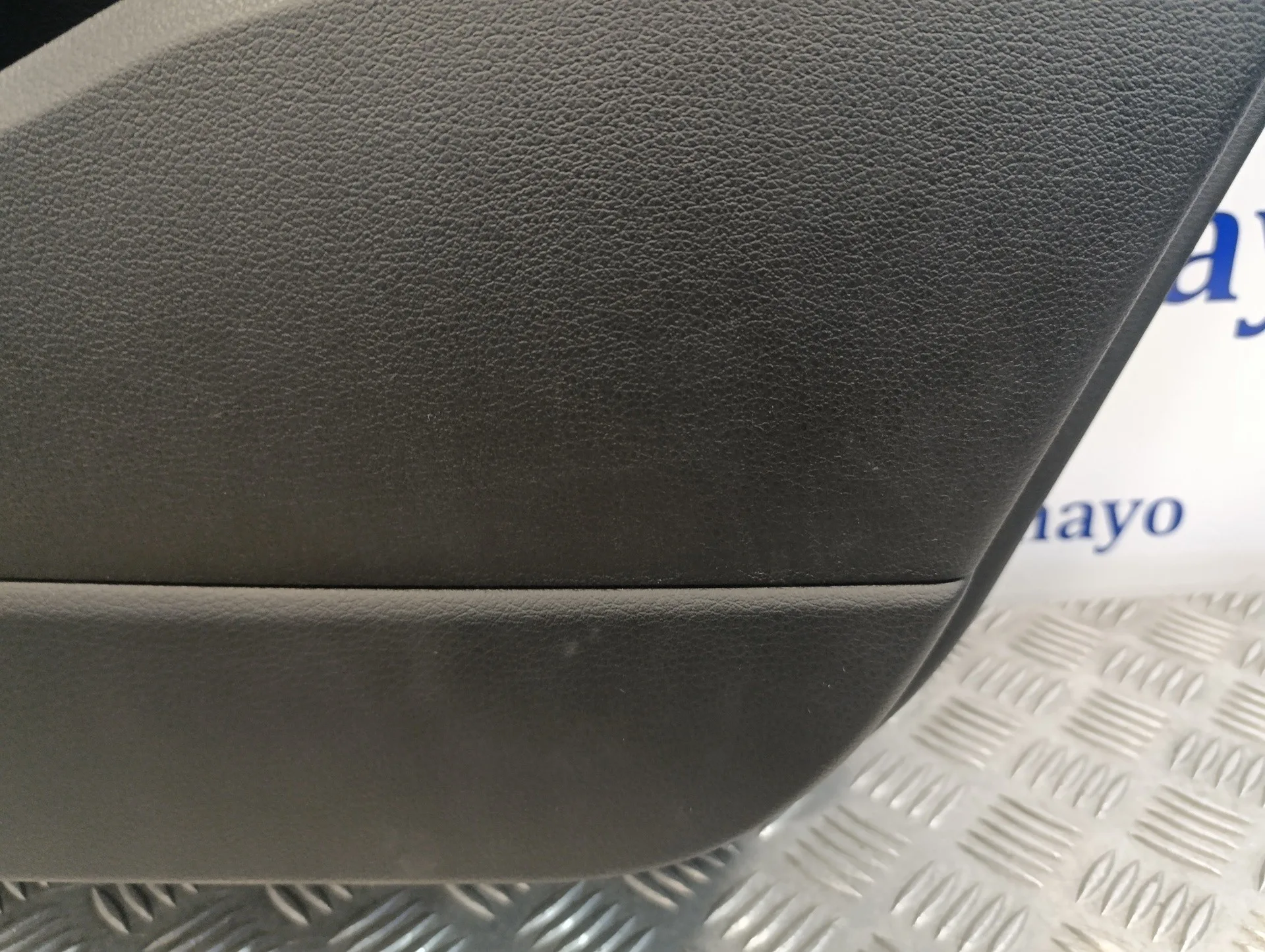 Guarnecido Puerta Trasera Derecha para Audi Q7 (4L)