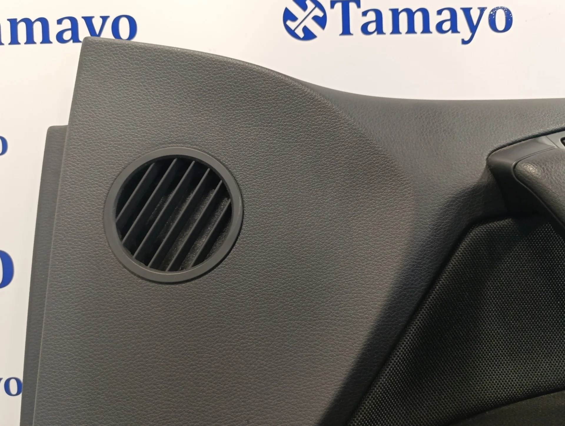 Guarnecido Puerta Delantera Derecha para Audi Q7 (4L)
