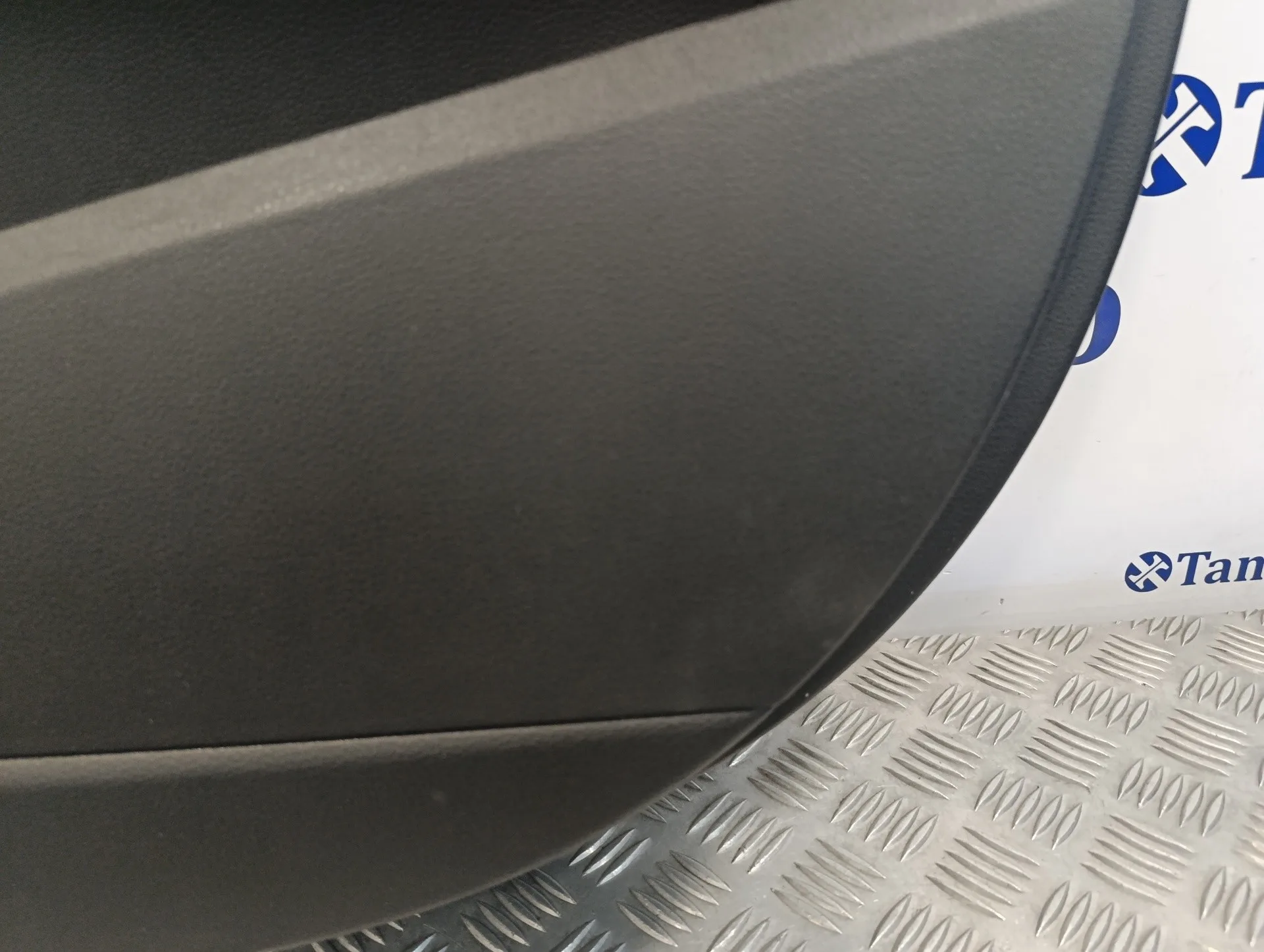 Guarnecido Puerta Delantera Derecha para Audi Q7 (4L)