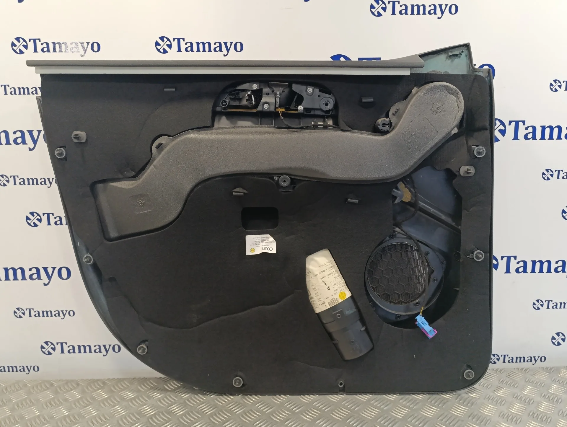 Guarnecido Puerta Delantera Derecha para Audi Q7 (4L)