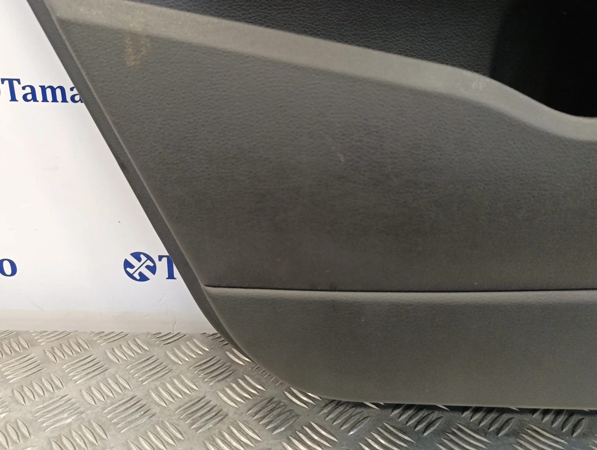 Guarnecido Puerta Trasera Izquierda para Audi Q7 (4L)