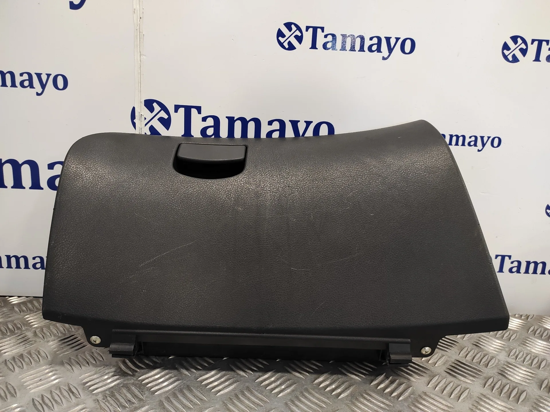 Guantera para Subaru Impreza G12