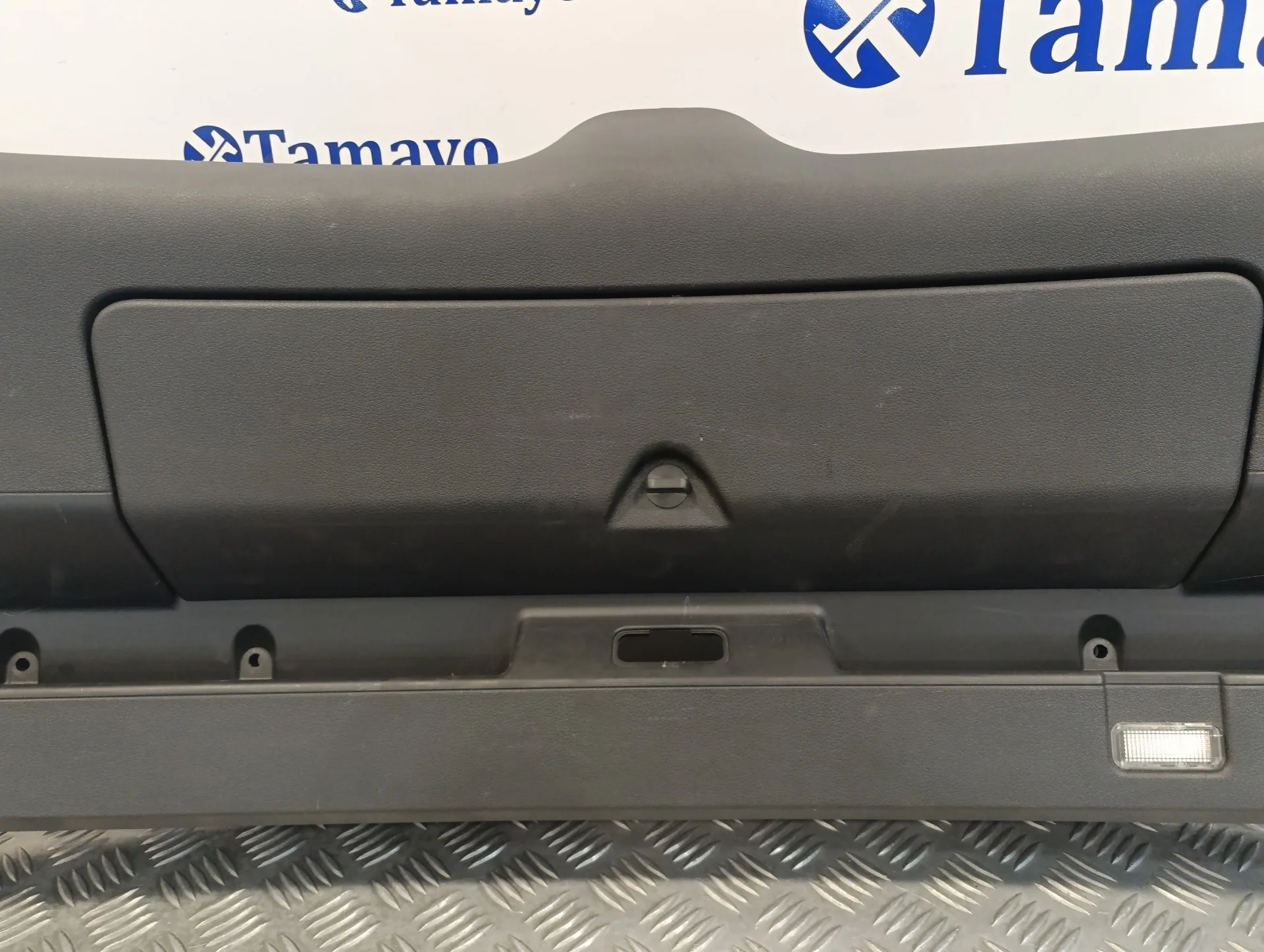 Guarnecido Porton Trasero para Audi Q7 (4L)