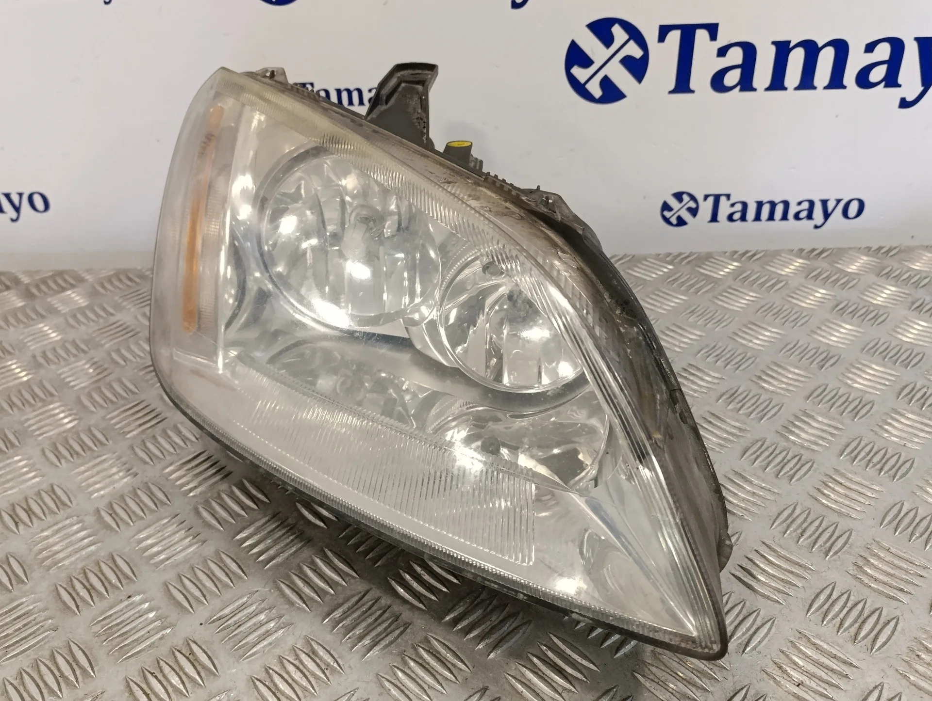 Faro Derecho para Ford Focus C-Max (Cap)
