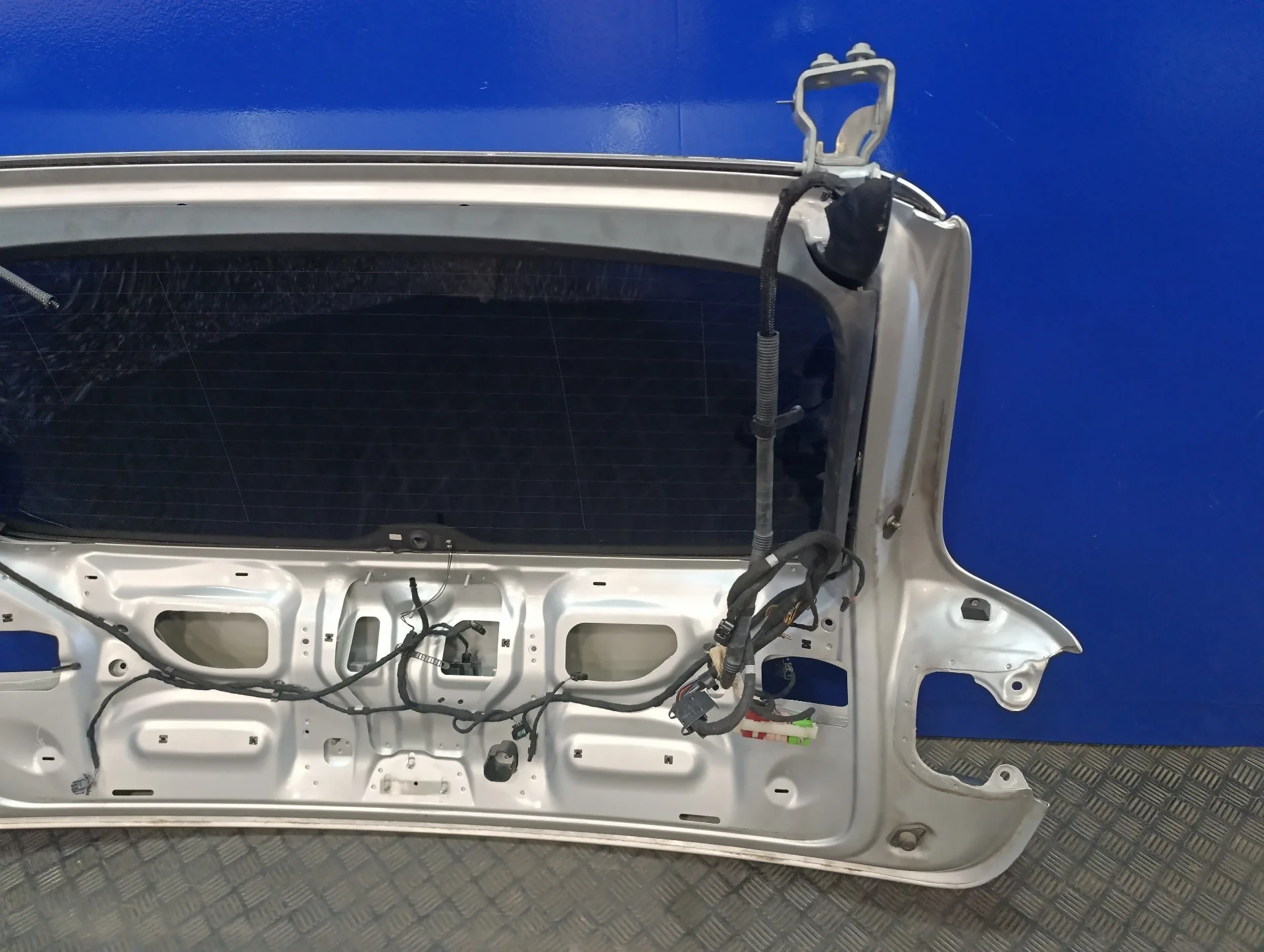 Porton Trasero para Audi Q7 (4L)