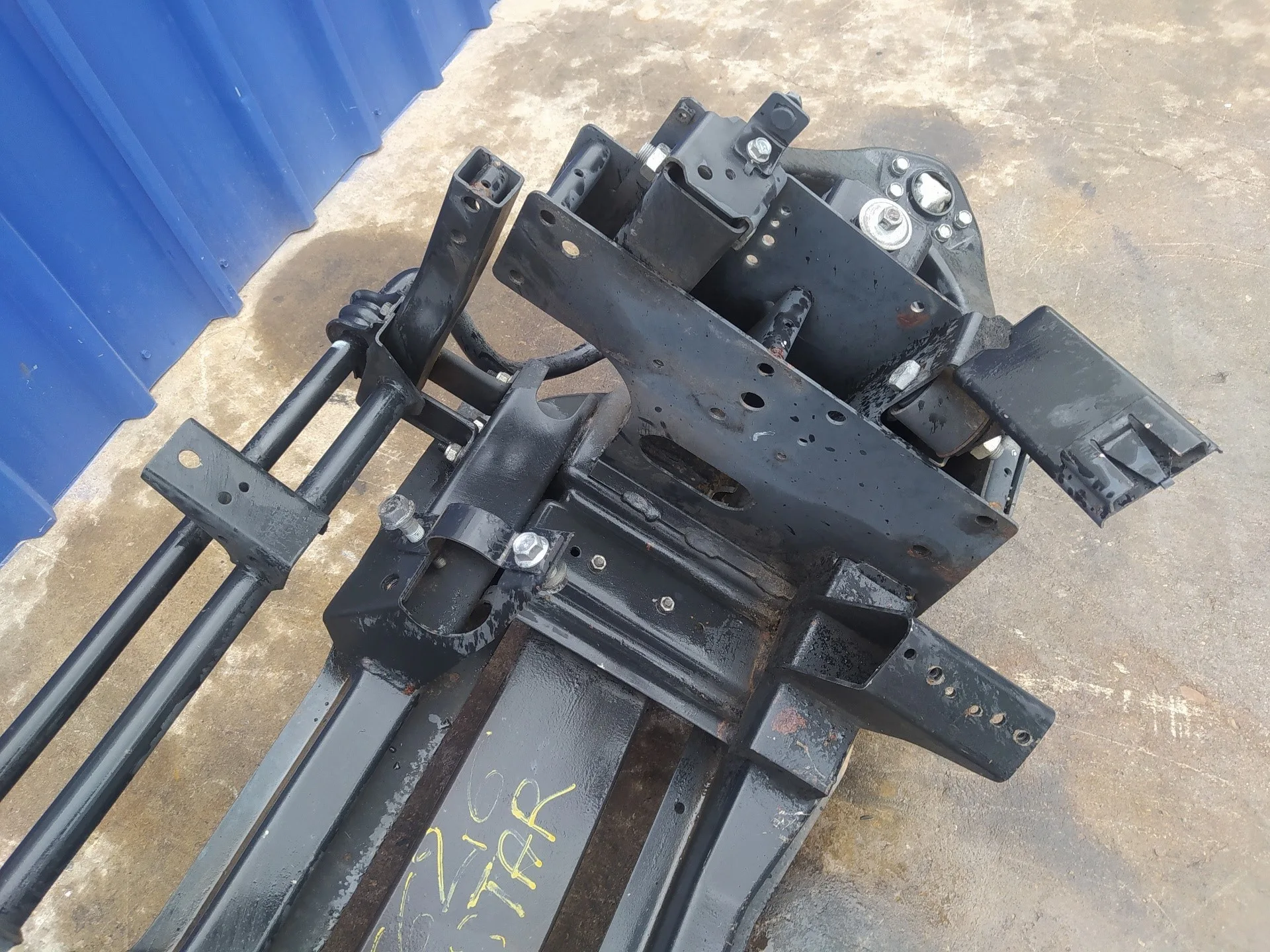 Puente Delantero para Nissan Nt400 Cabstar (01/20214->)