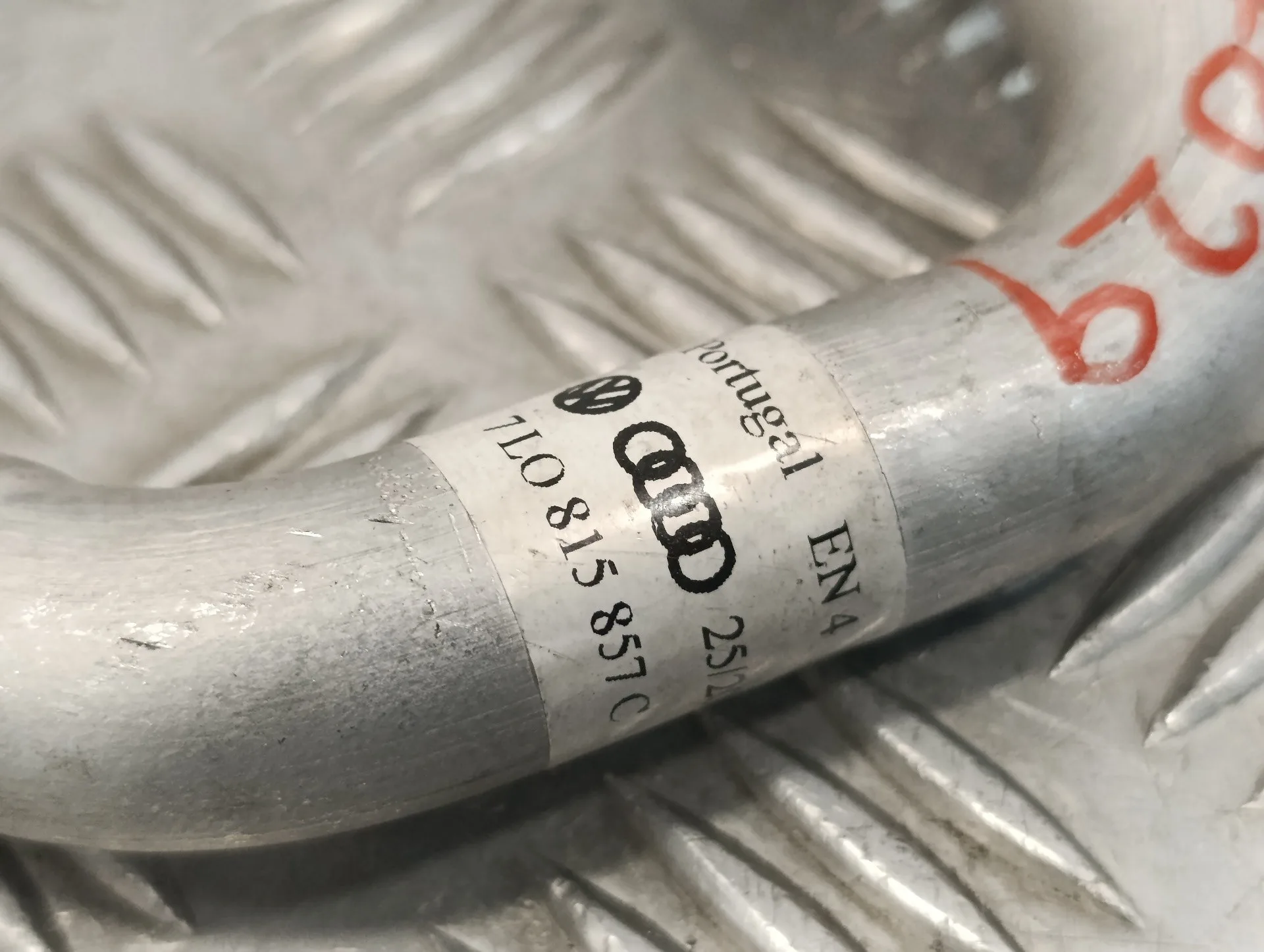 Tubo para Audi Q7 (4L)