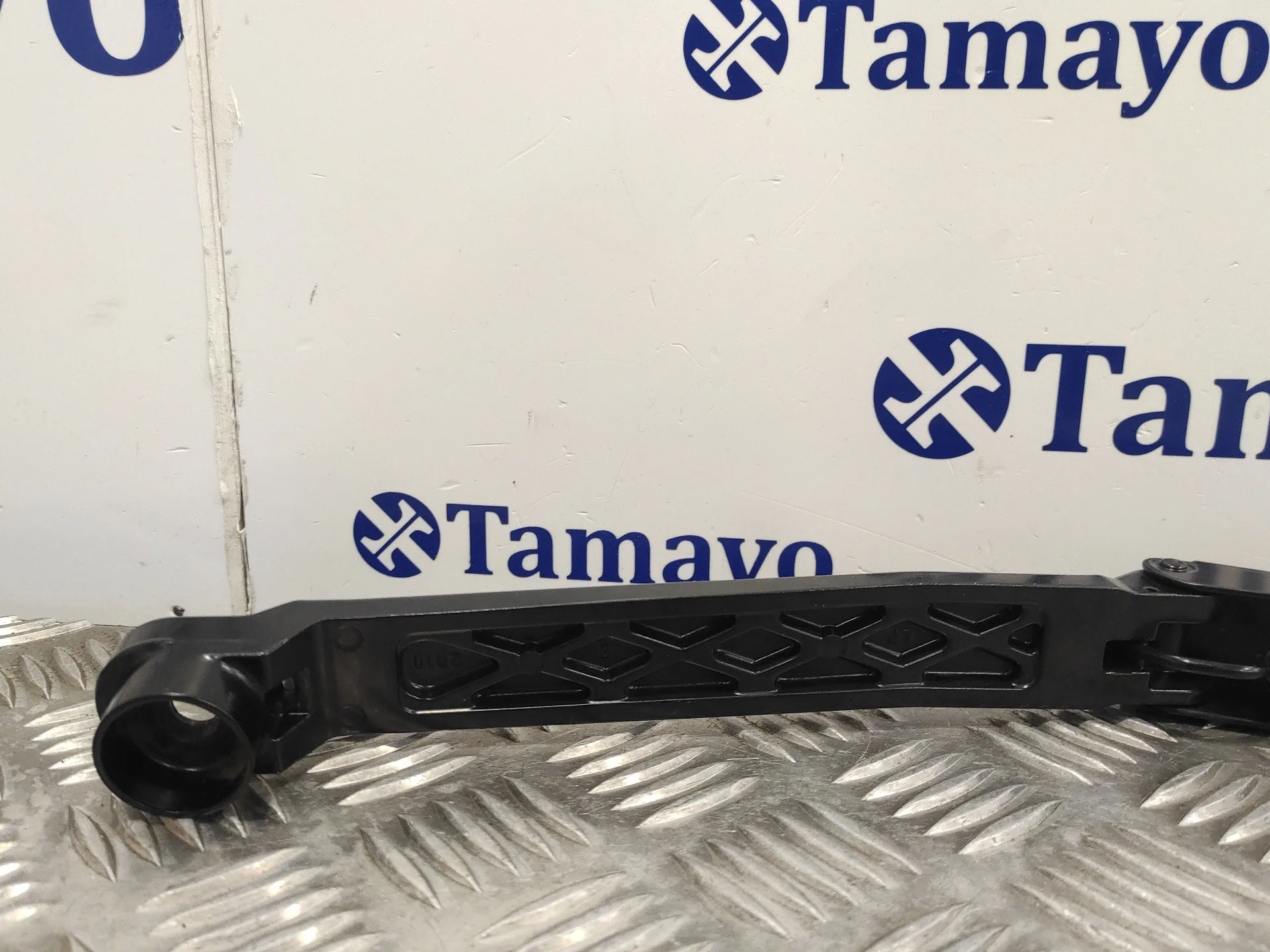 Brazo Limpia Delantero Derecho para Subaru Impreza G12