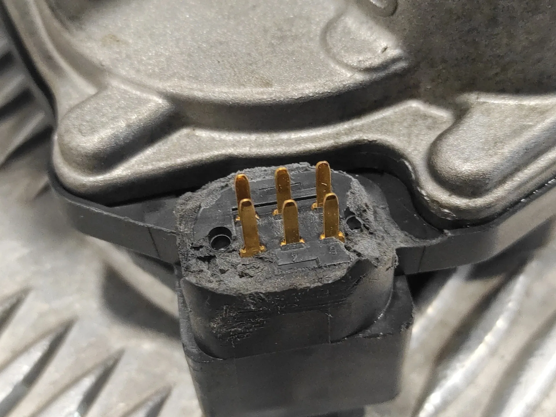 Caja Mariposa para Volkswagen Passat Variant (3C5)