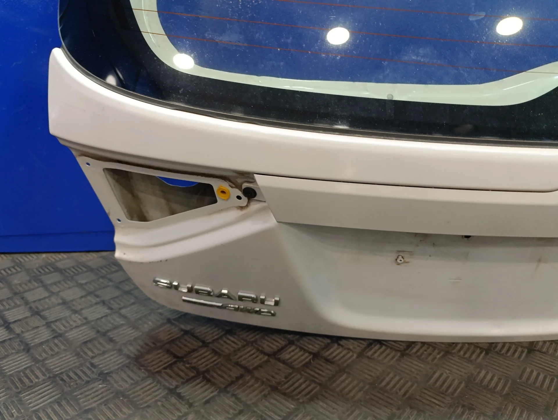 Porton Trasero para Subaru Impreza G12