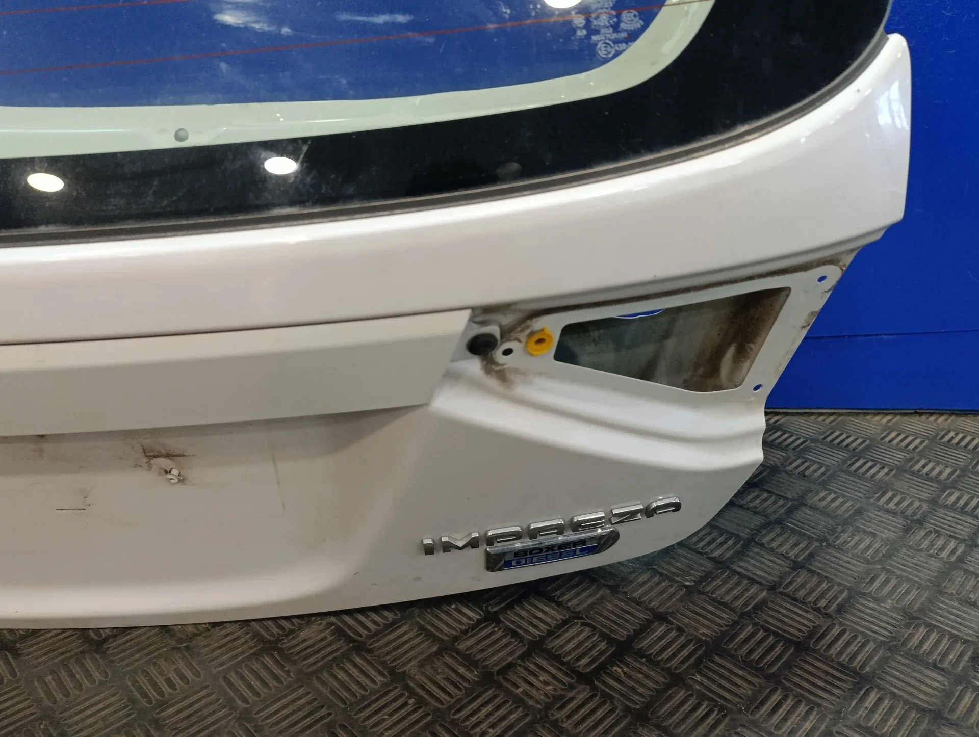 Porton Trasero para Subaru Impreza G12