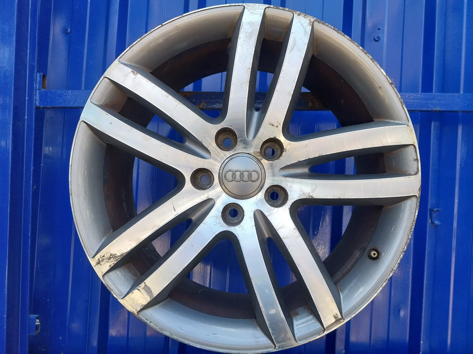 Llanta para Audi Q7 (4L)