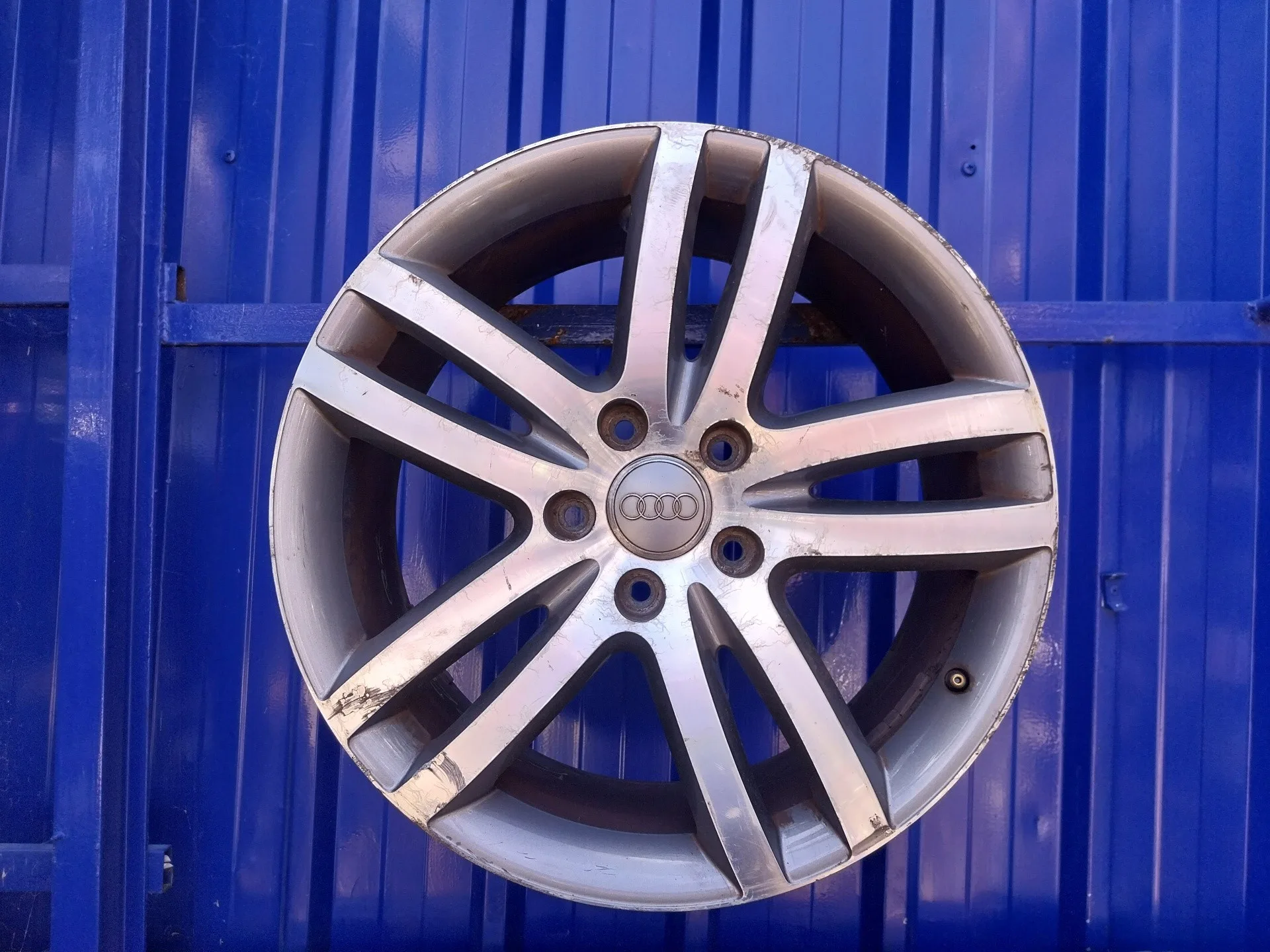 Llanta para Audi Q7 (4L)