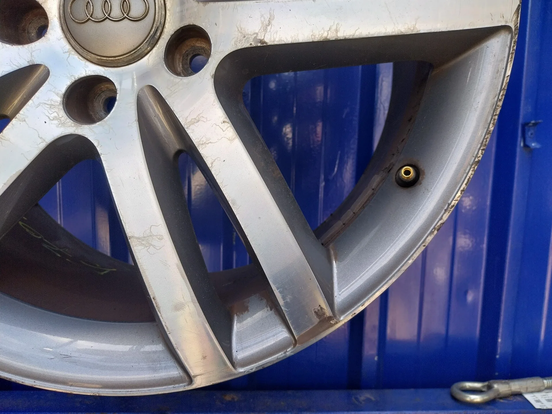 Llanta para Audi Q7 (4L)