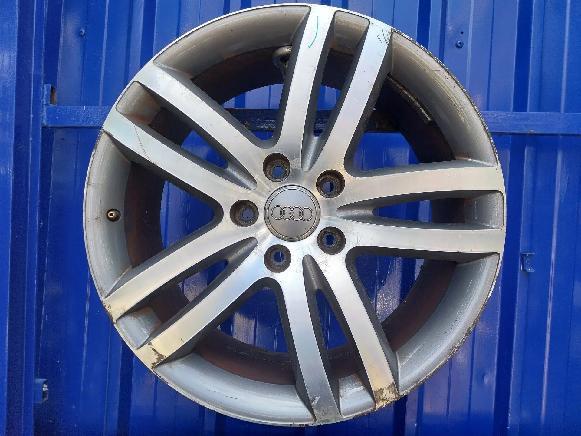Llanta para Audi Q7 (4L)