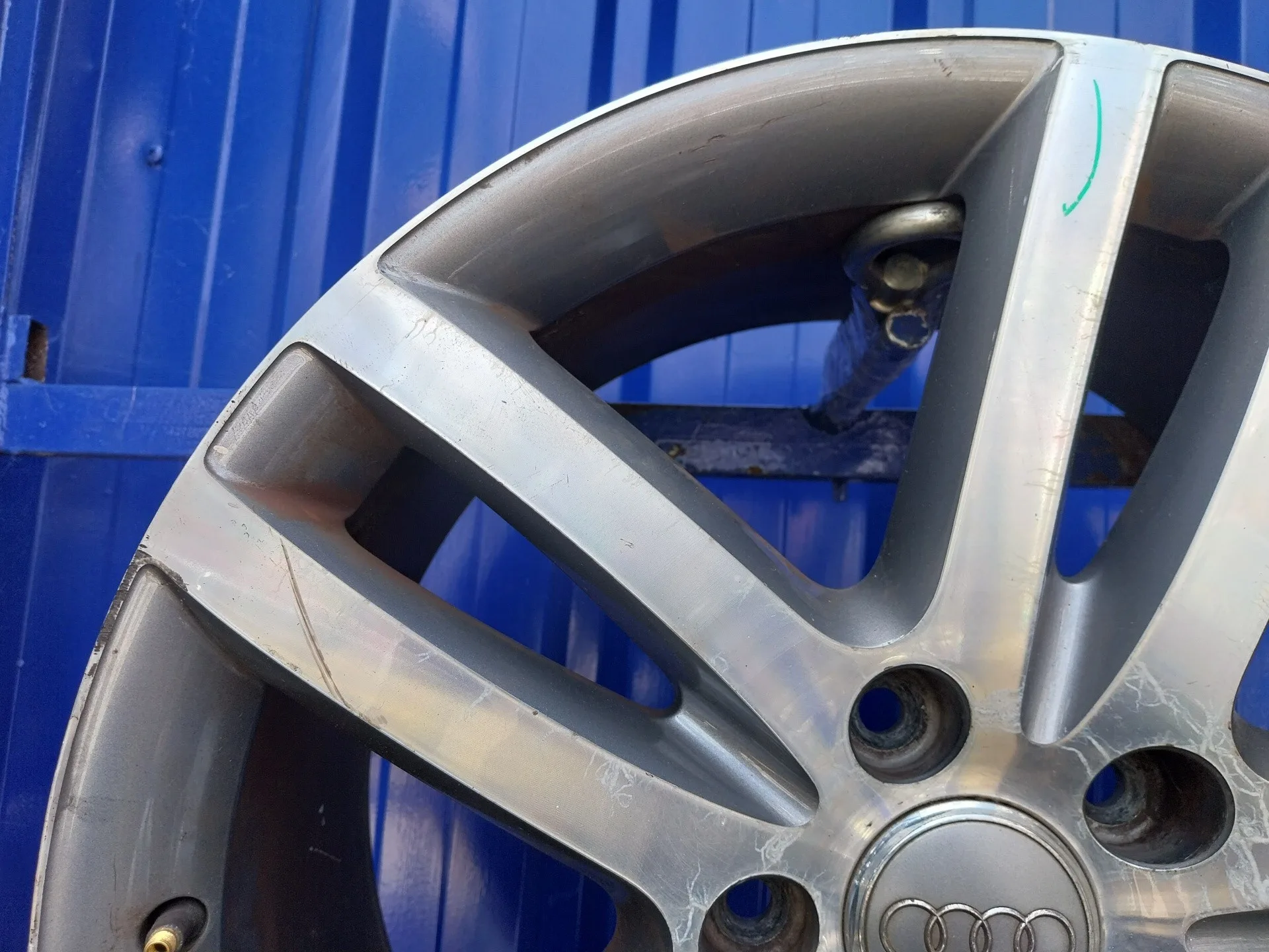 Llanta para Audi Q7 (4L)