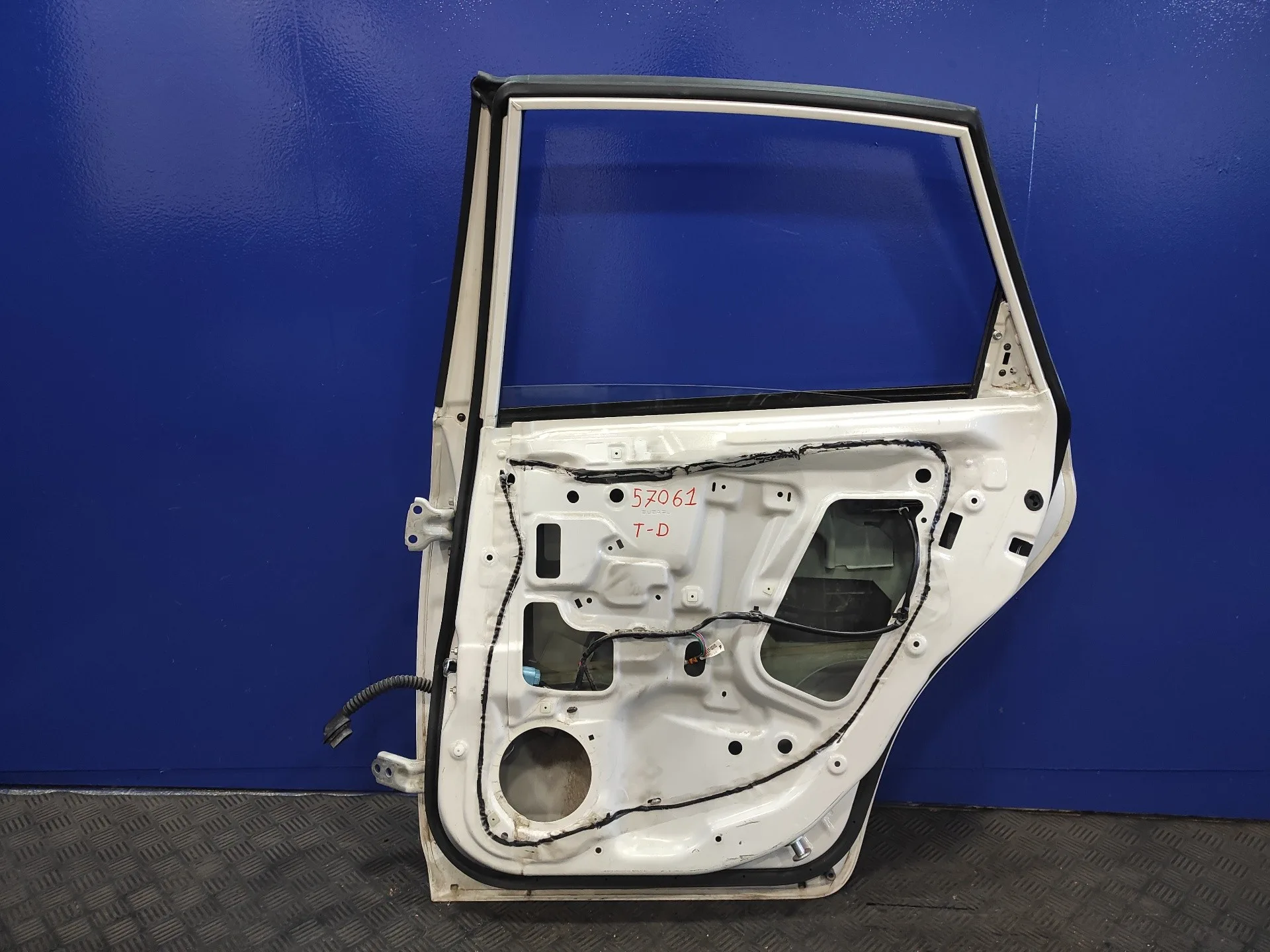 Puerta Trasera Derecha para Subaru Impreza G12