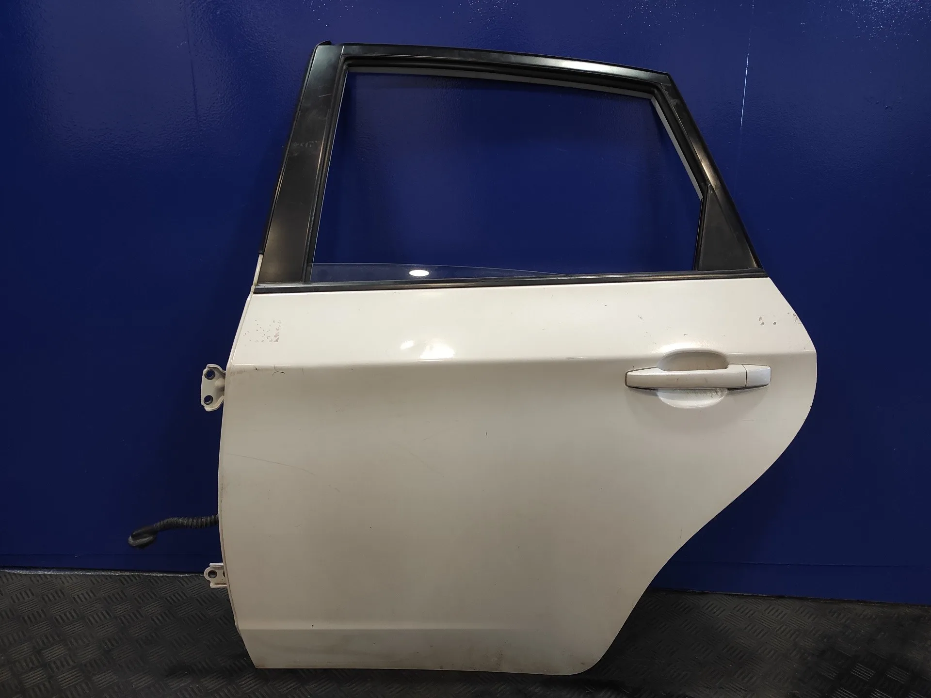 Puerta Trasera Izquierda para Subaru Impreza G12
