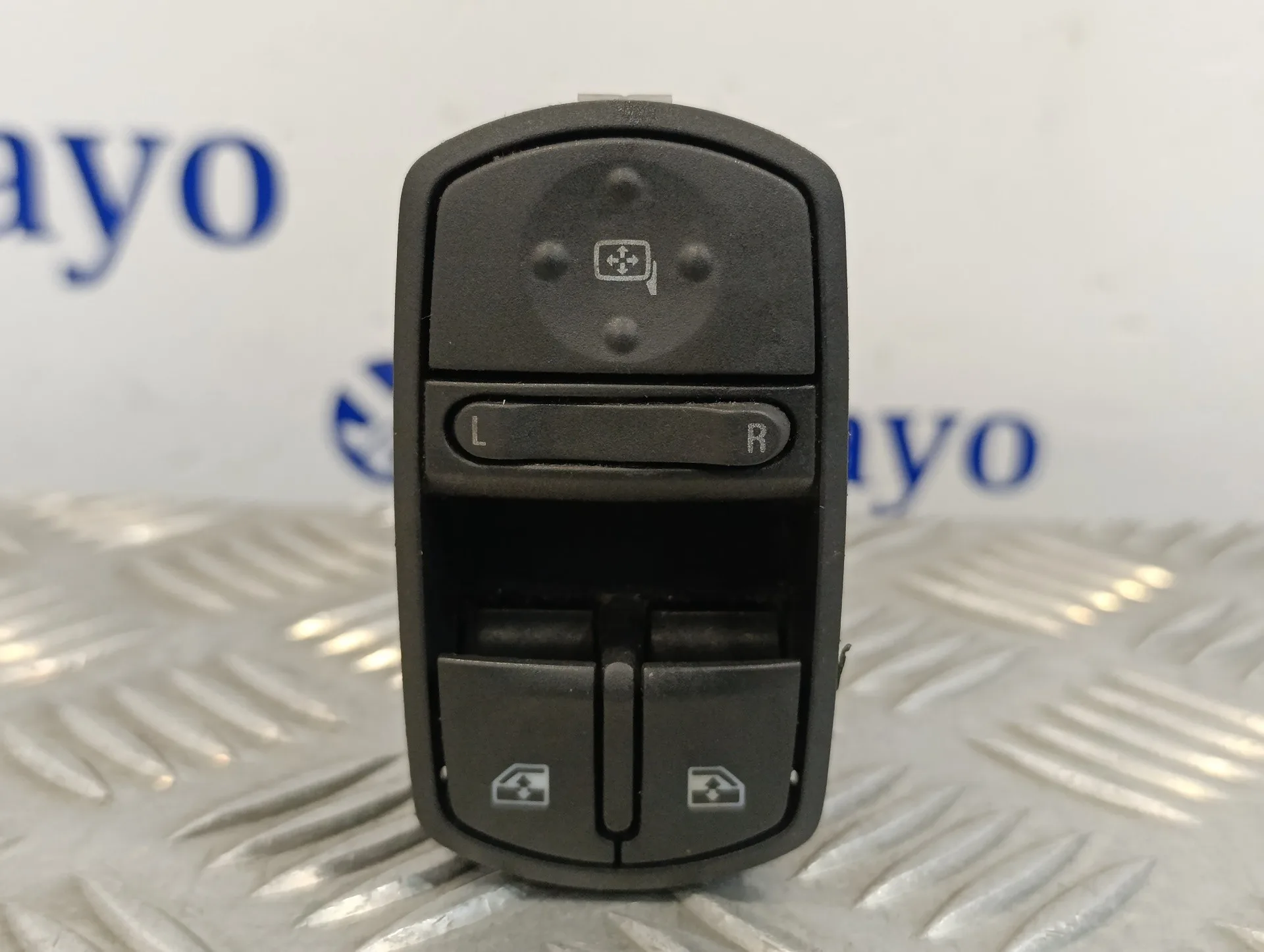 Mando Elevalunas Delantero Izquierdo para Opel Corsa D