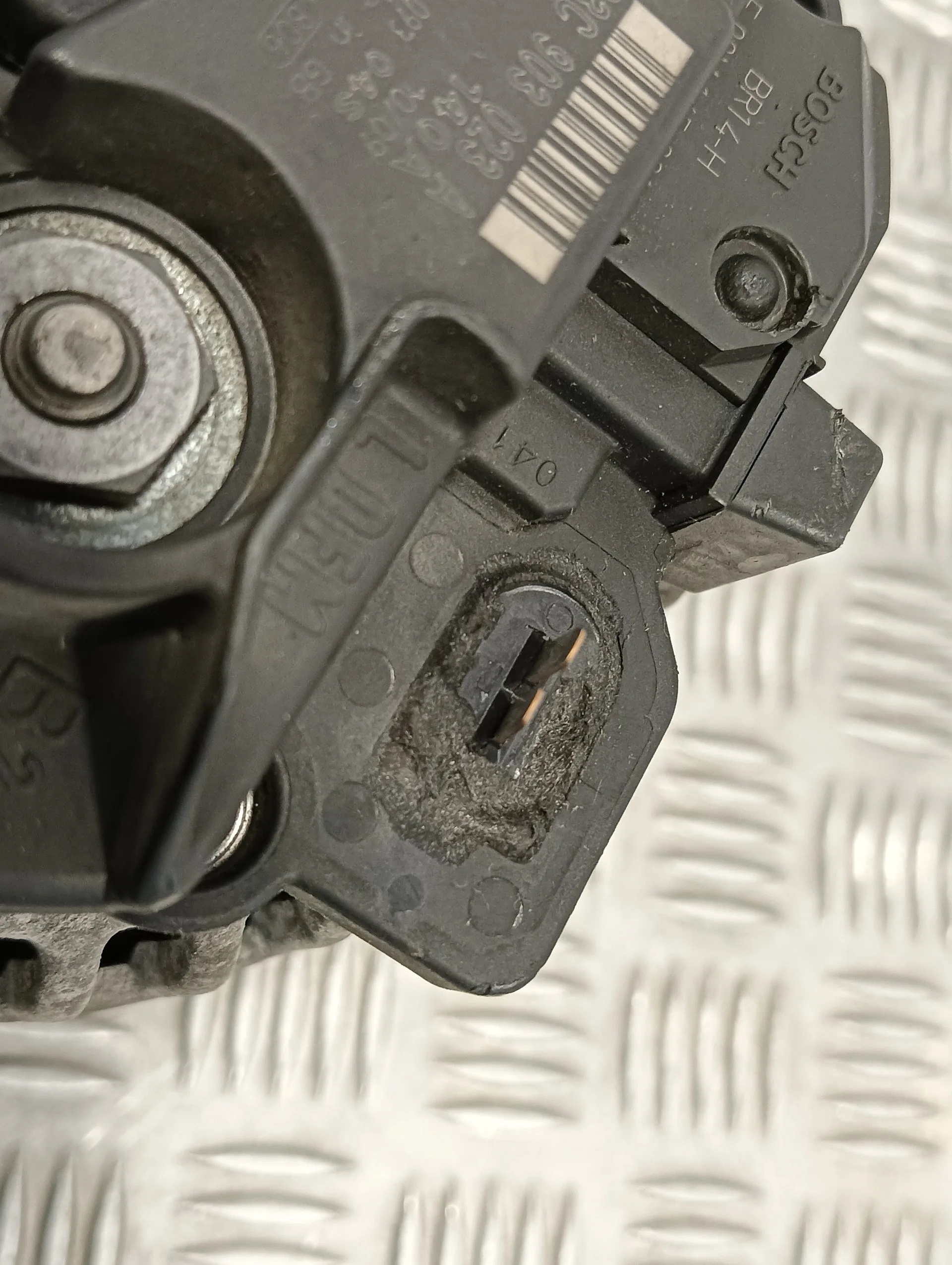 Alternador para Volkswagen Golf Vi (5K1)