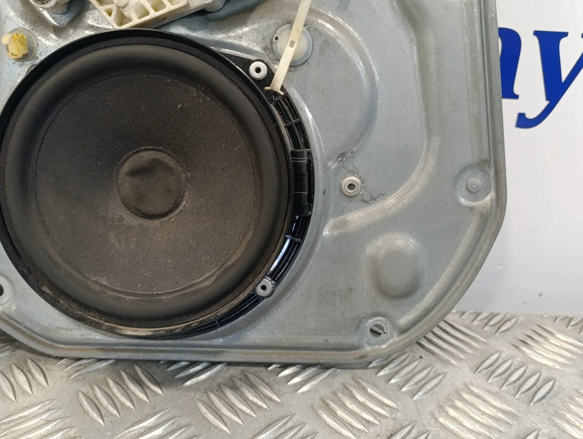 Elevalunas Delantero Izquierdo para Seat Ibiza (6L1)