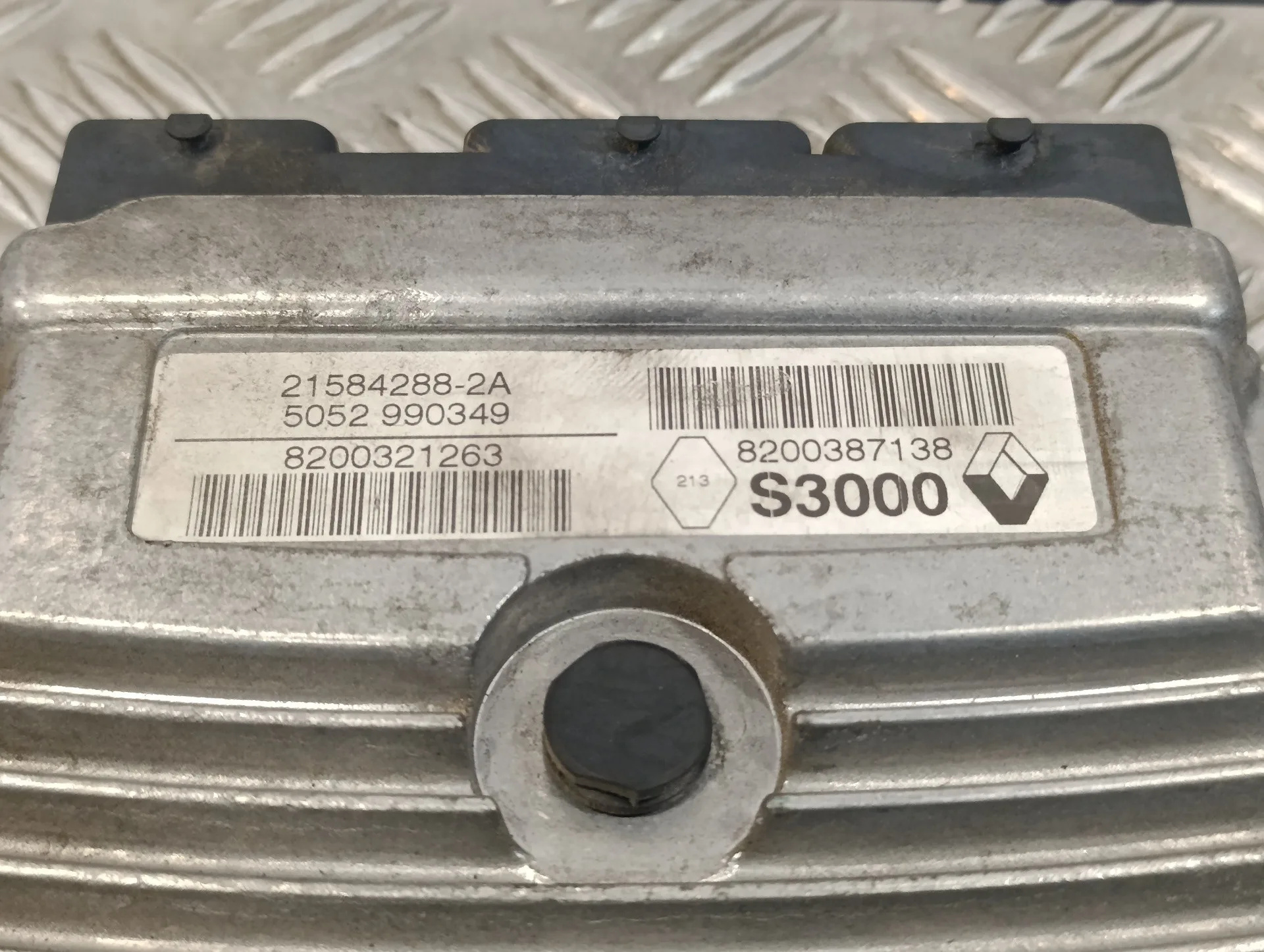 Centralita Motor Uce para Renault Megane Ii Coupe/Cabrio