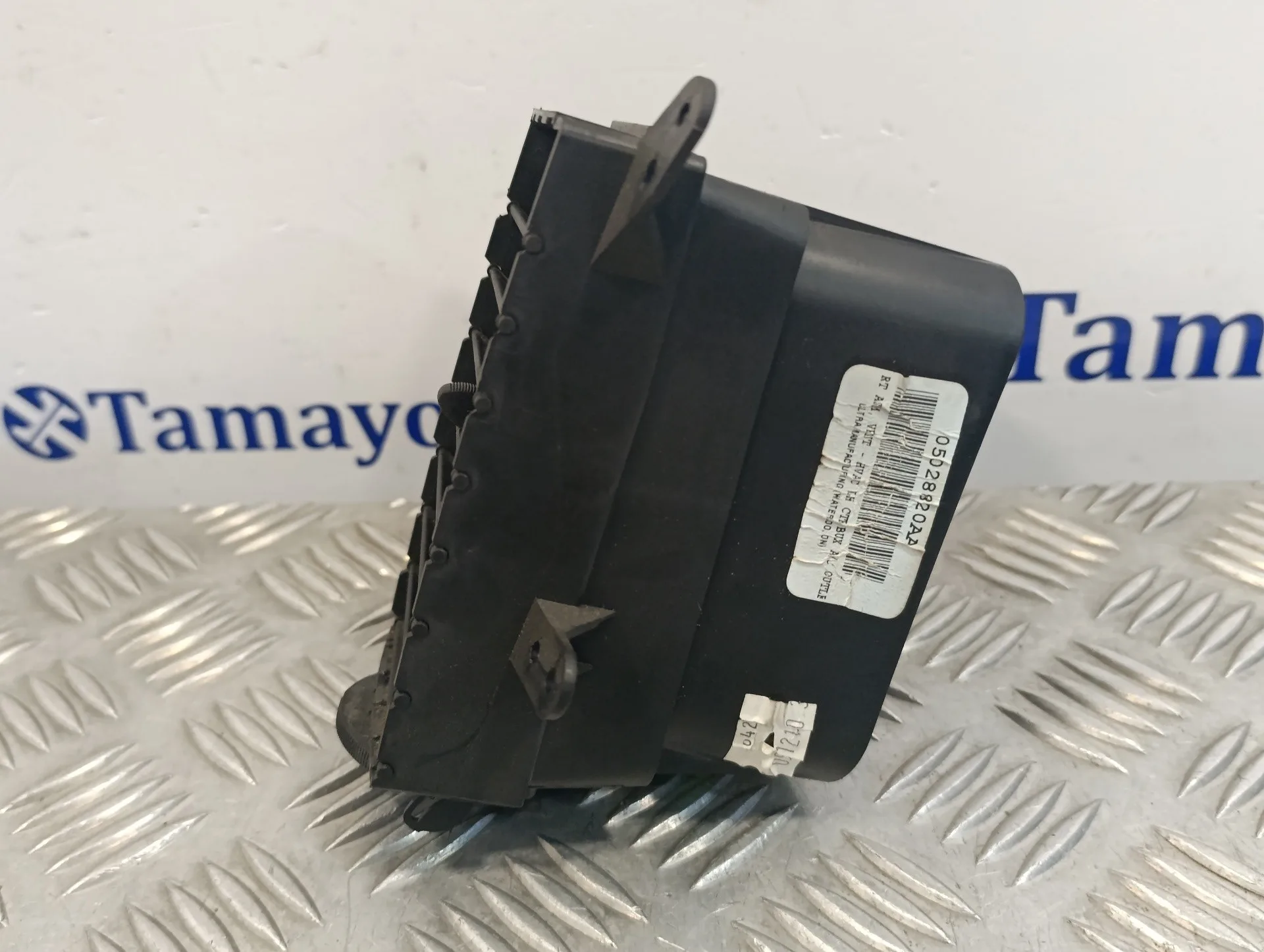 Rejilla Aireadora para Chrysler Grand Voyager V (Rt)
